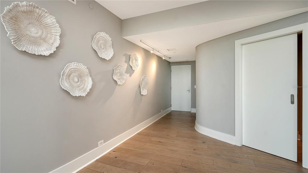 Sarasota, Florida, 34236, United States, 3 Bedrooms Bedrooms, ,4 BathroomsBathrooms,Residential,For Sale,1996968