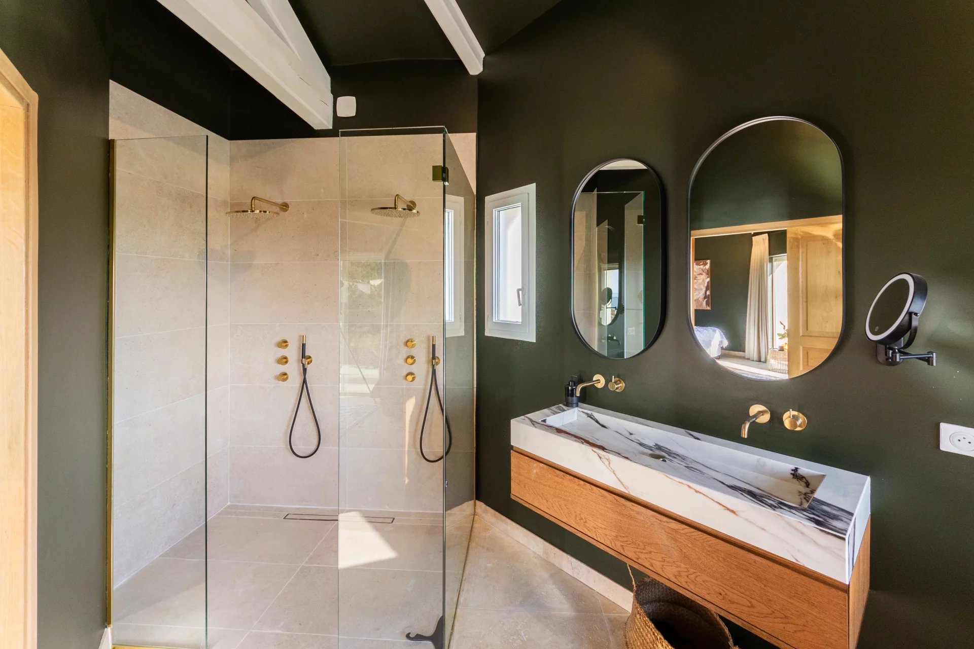 Sainte-Maxime, Provence-Alpes-Côte d’Azur, 83120, FR, 6 Bedrooms Bedrooms, ,6 BathroomsBathrooms,Residential,For Sale,1866313