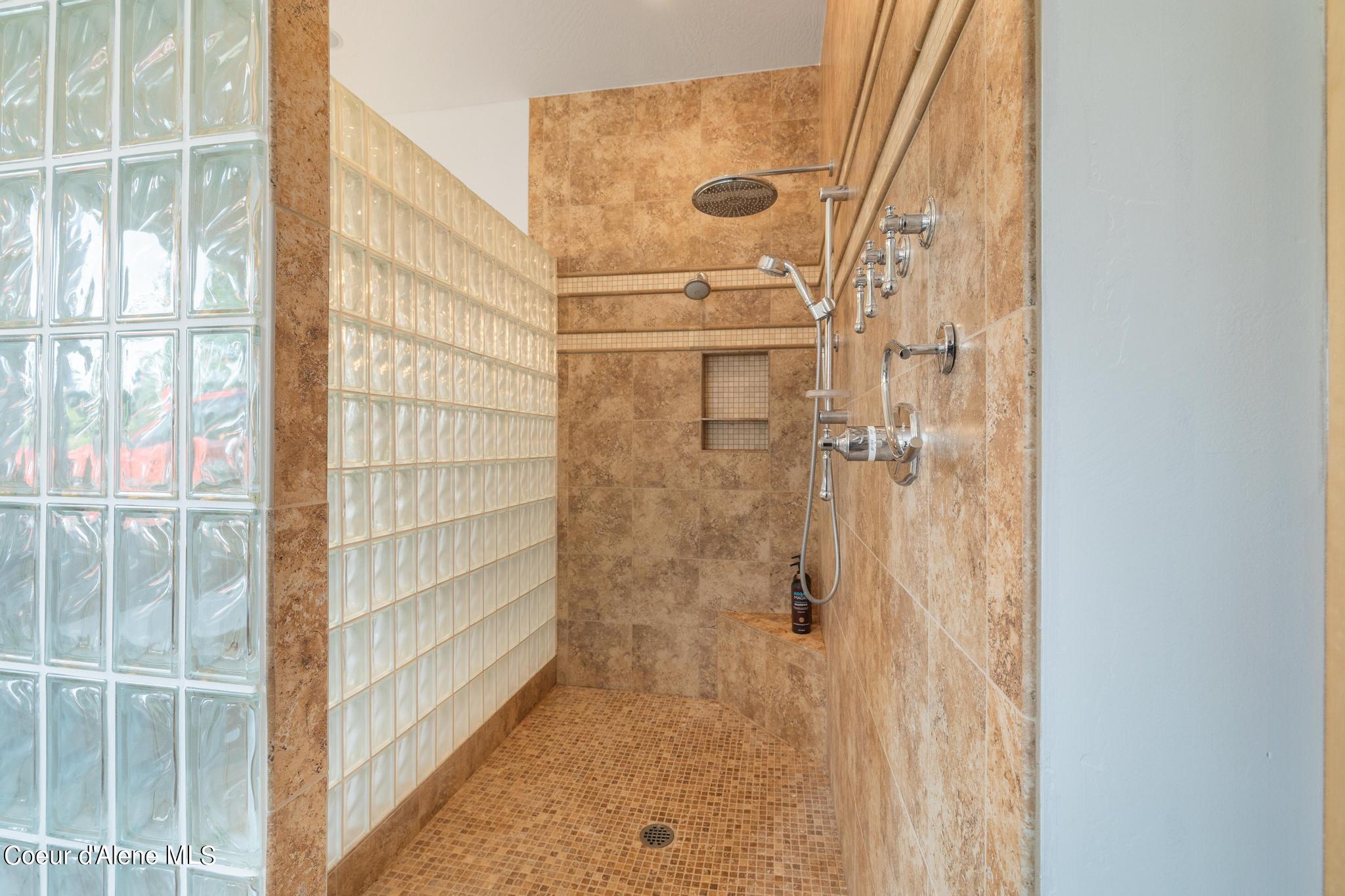 Coeur D'alene, Idaho, 83814, United States, 4 Bedrooms Bedrooms, ,3 BathroomsBathrooms,Residential,For Sale,1795061