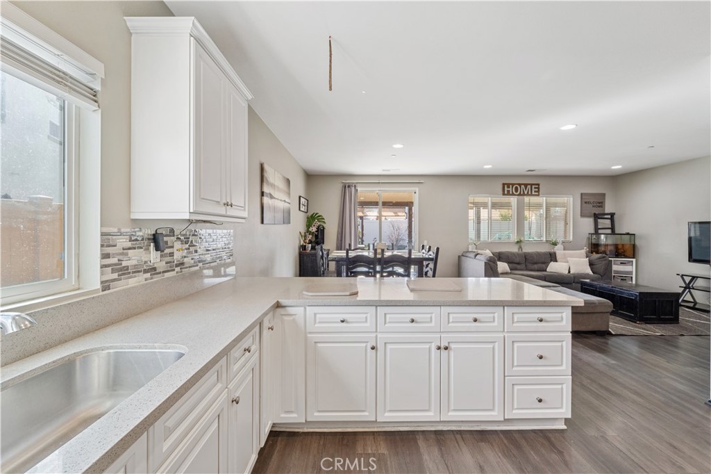 Perris, California, 92570, United States, 5 Bedrooms Bedrooms, ,2 BathroomsBathrooms,Residential,For Sale,2008140