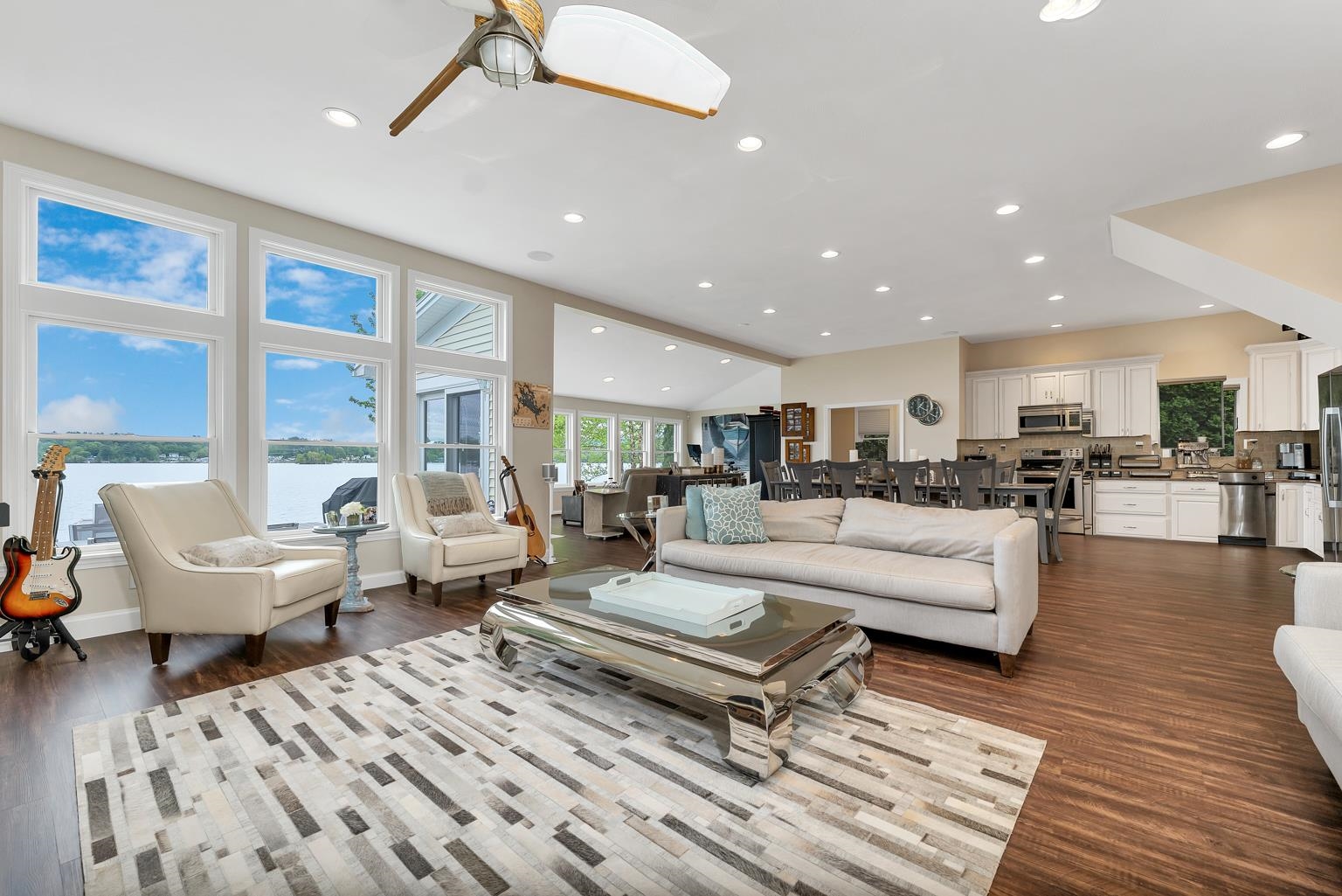 Laconia, New Hampshire, 03246, United States, 5 Bedrooms Bedrooms, ,3 BathroomsBathrooms,Residential,For Sale,1826870