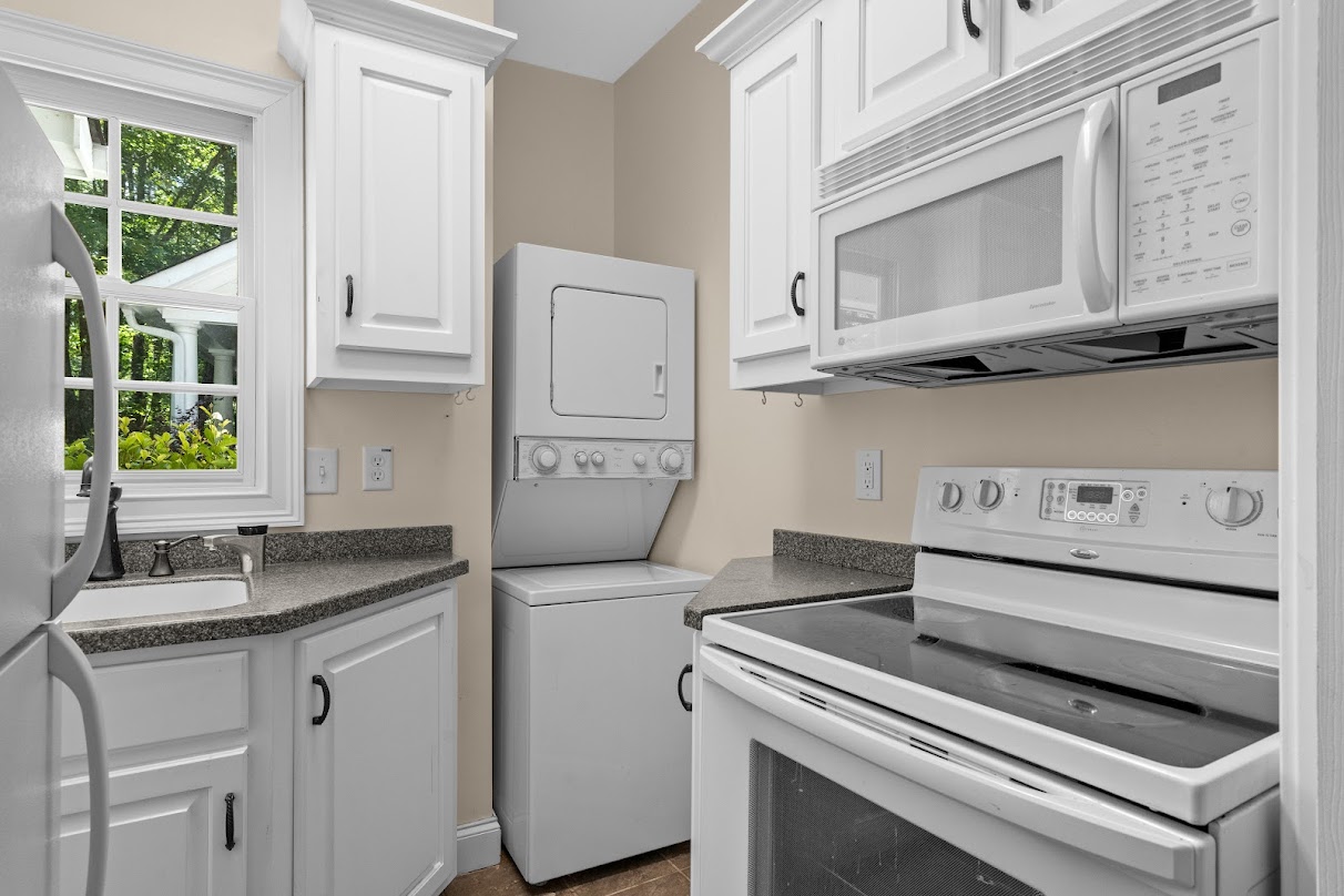 Villa Rica, Georgia, 30180, United States, 7 Bedrooms Bedrooms, ,9 BathroomsBathrooms,Residential,For Sale,1982750