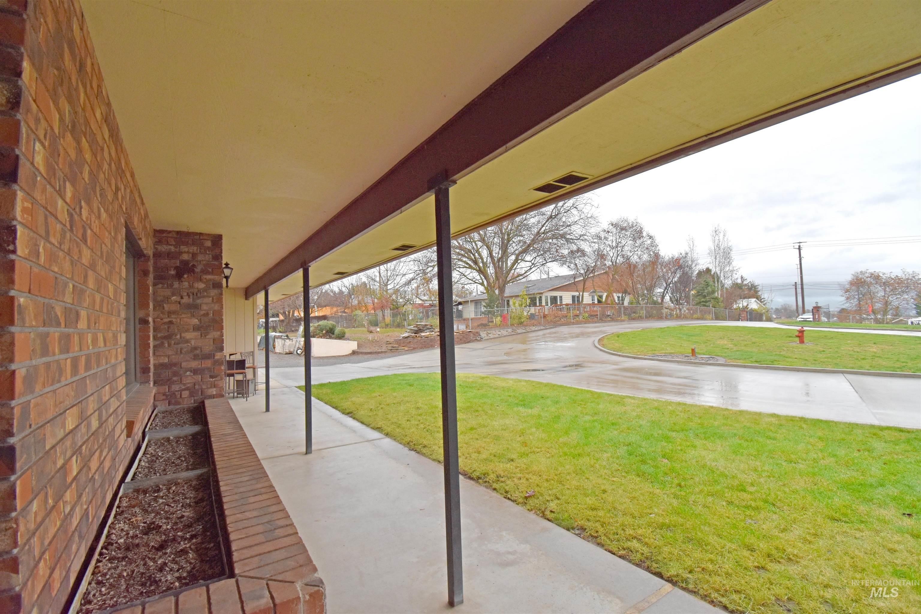 Clarkston, Washington, 99403, United States, 5 Bedrooms Bedrooms, ,4 BathroomsBathrooms,Residential,For Sale,2005826