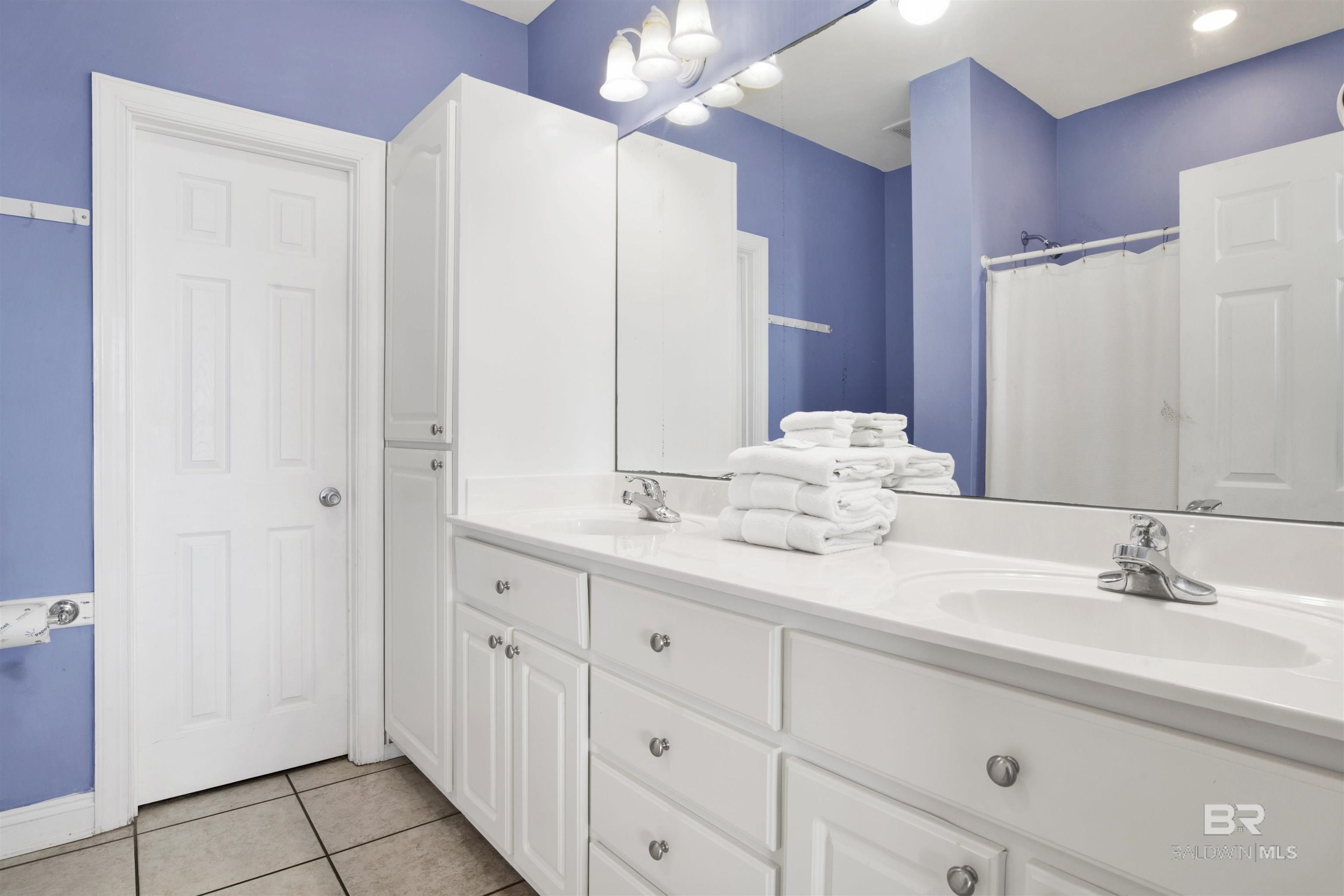 Gulf Shores, Alabama, 36542, United States, 8 Bedrooms Bedrooms, ,10 BathroomsBathrooms,Residential,For Sale,2022053