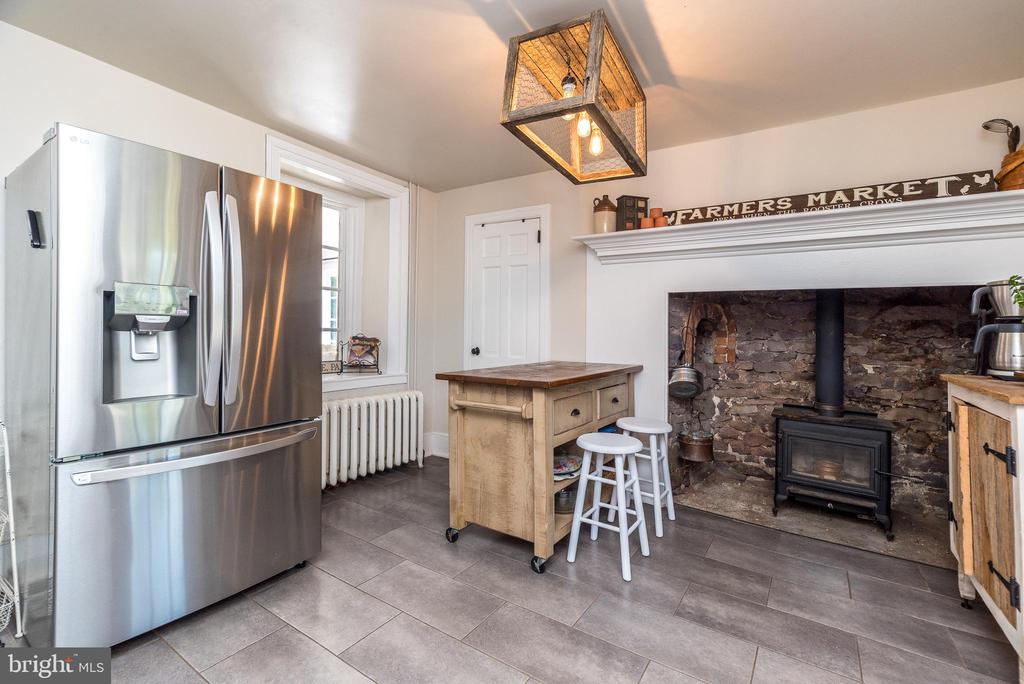 Ottsville, Pennsylvania, 18942, United States, 3 Bedrooms Bedrooms, ,3 BathroomsBathrooms,Residential,For Sale,1950550