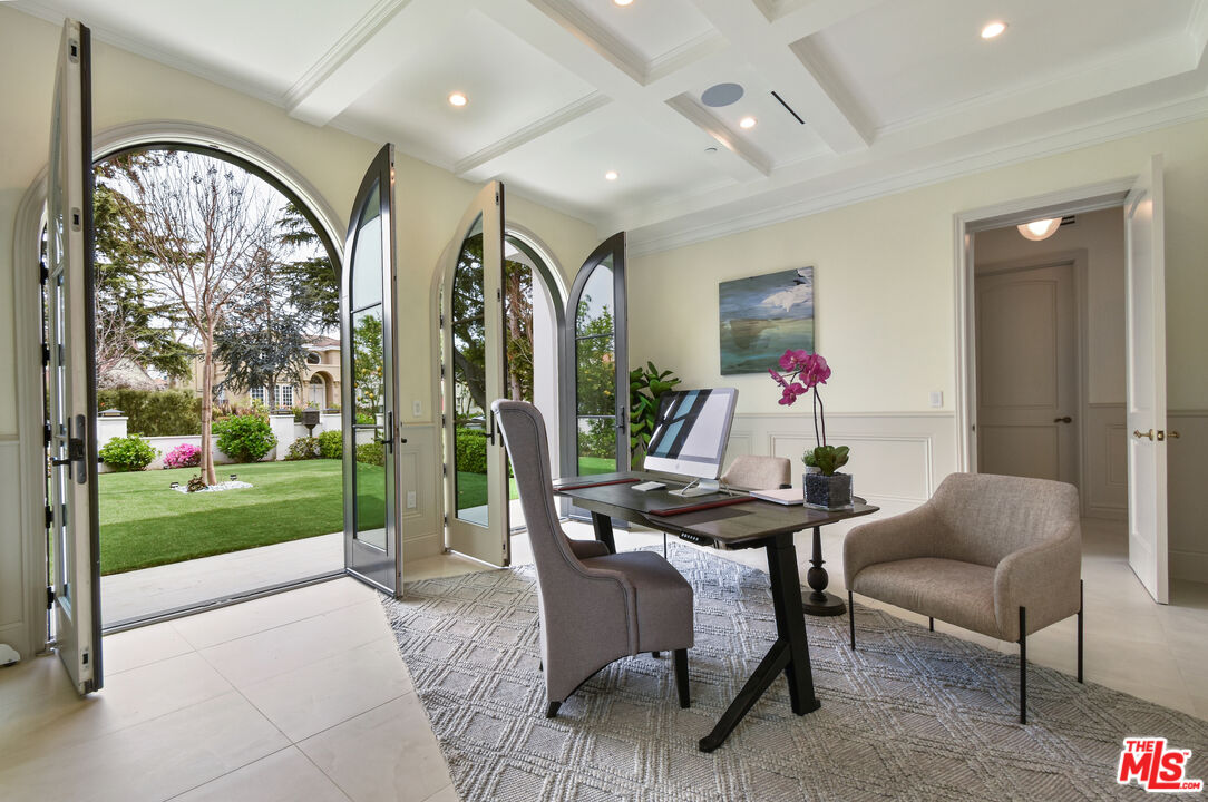Santa Monica, California, 90402, United States, 5 Bedrooms Bedrooms, ,7 BathroomsBathrooms,Residential,For Sale,1838170