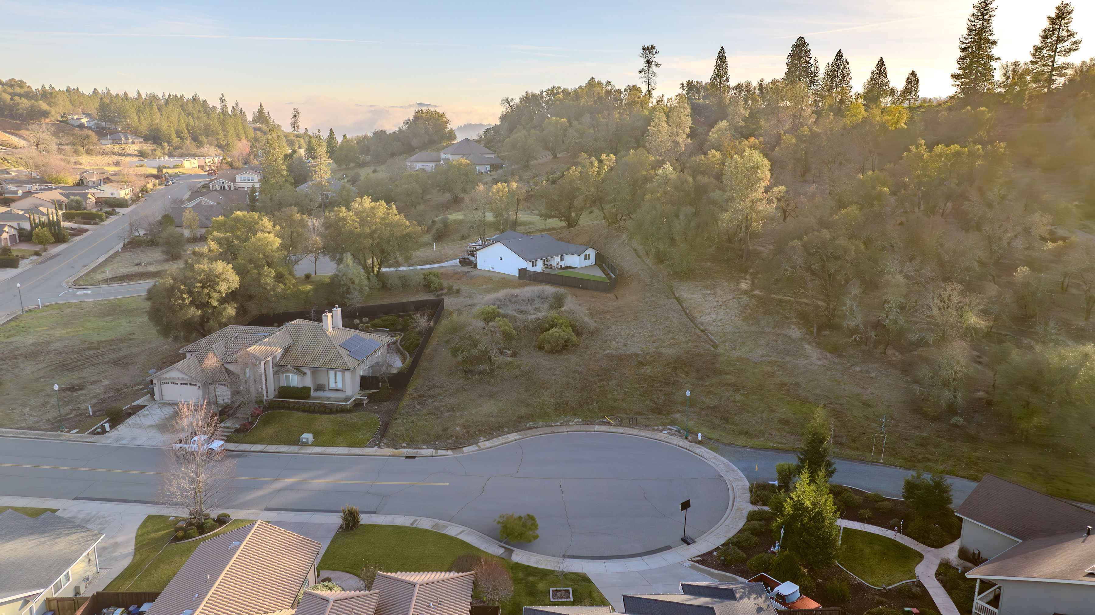  Desirable neighborhood lot ready for development - 物件實景