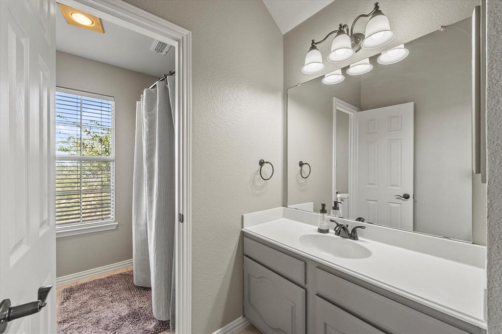 Rockwall, Texas, 75087, United States, 5 Bedrooms Bedrooms, ,4 BathroomsBathrooms,Residential,For Sale,1838484
