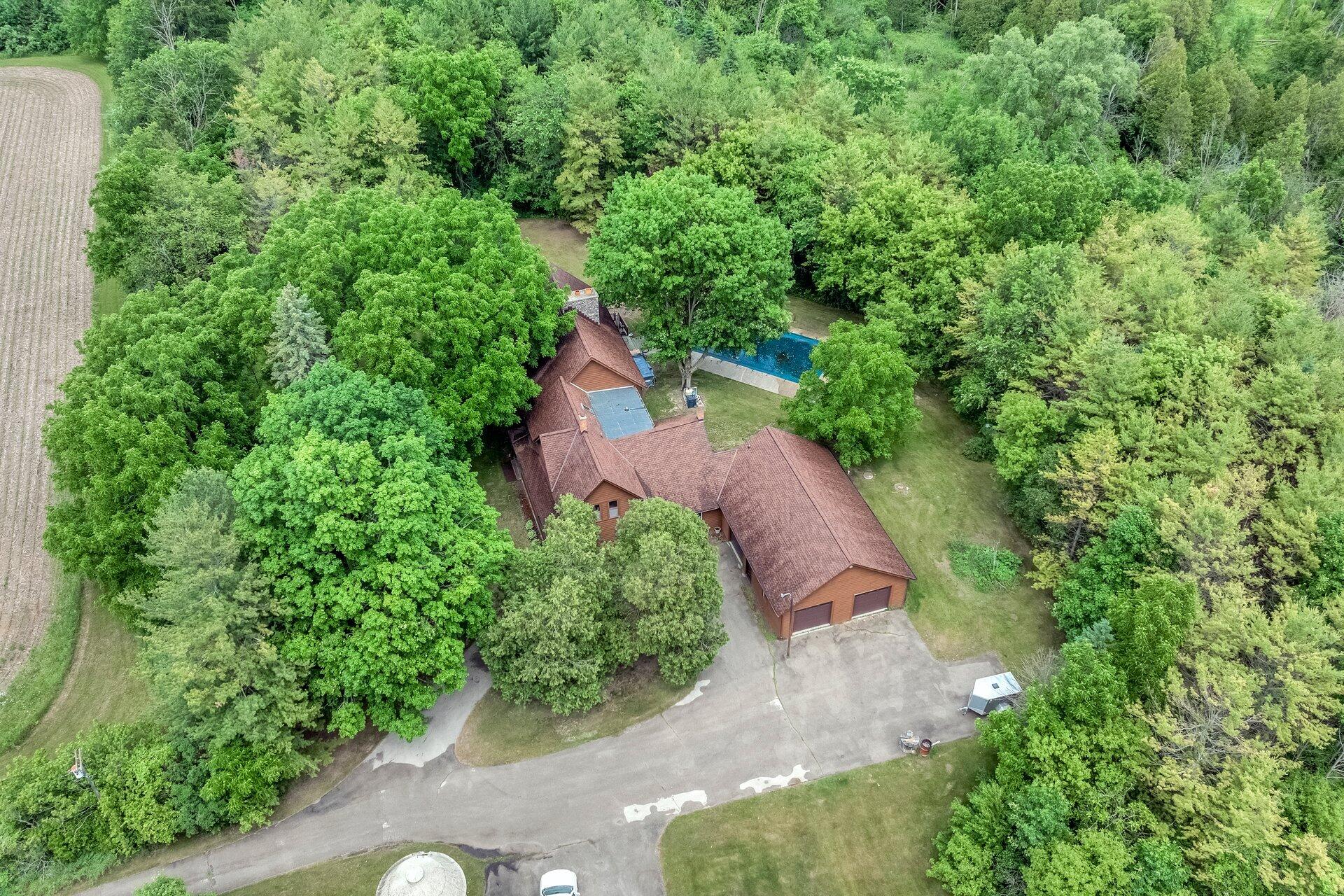 Saukville, Wisconsin, 53080, United States, 4 Bedrooms Bedrooms, ,4 BathroomsBathrooms,Residential,For Sale,1877225
