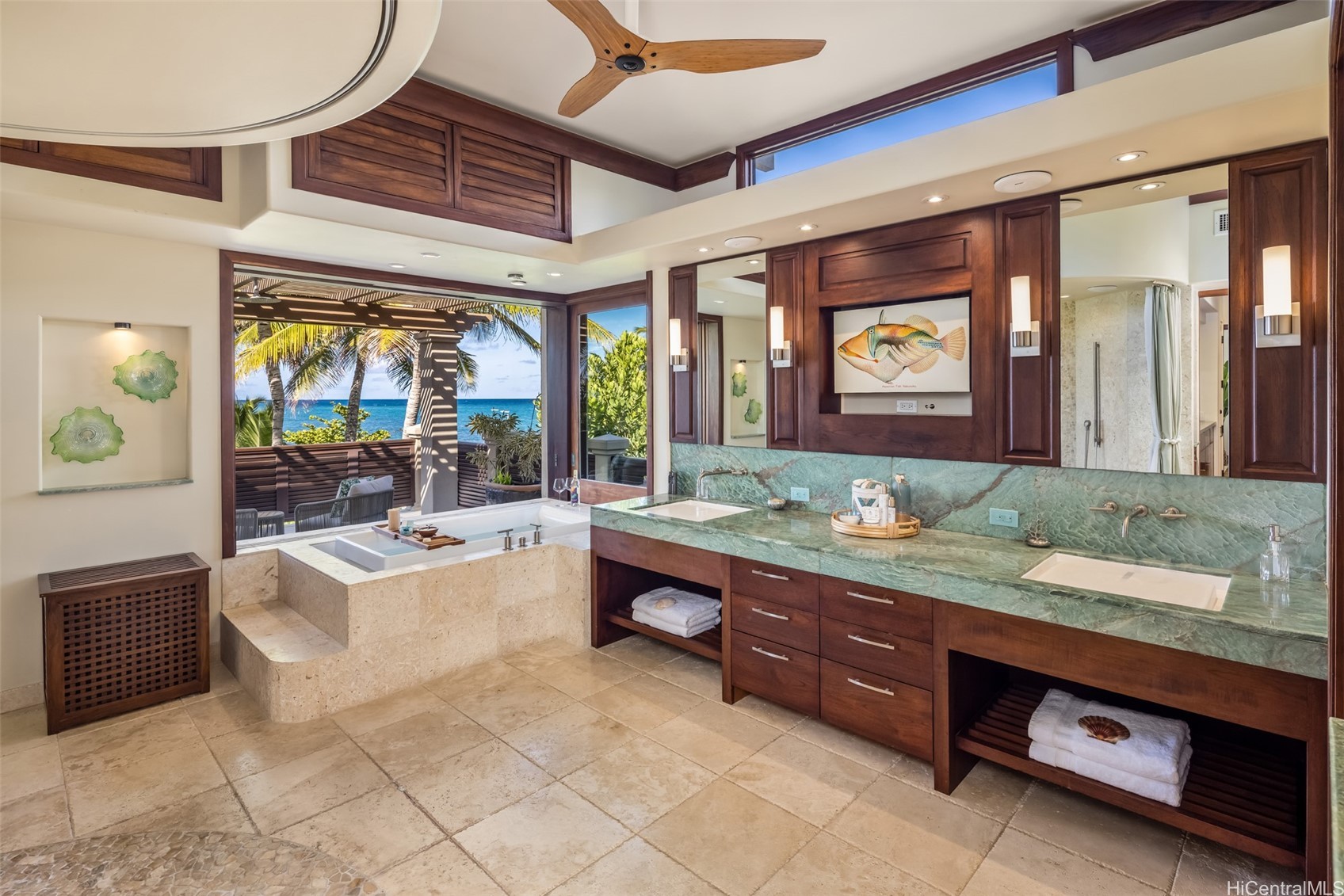 Kailua, Hawaii, 96734, United States, 5 Bedrooms Bedrooms, ,5 BathroomsBathrooms,Residential,For Sale,1948431