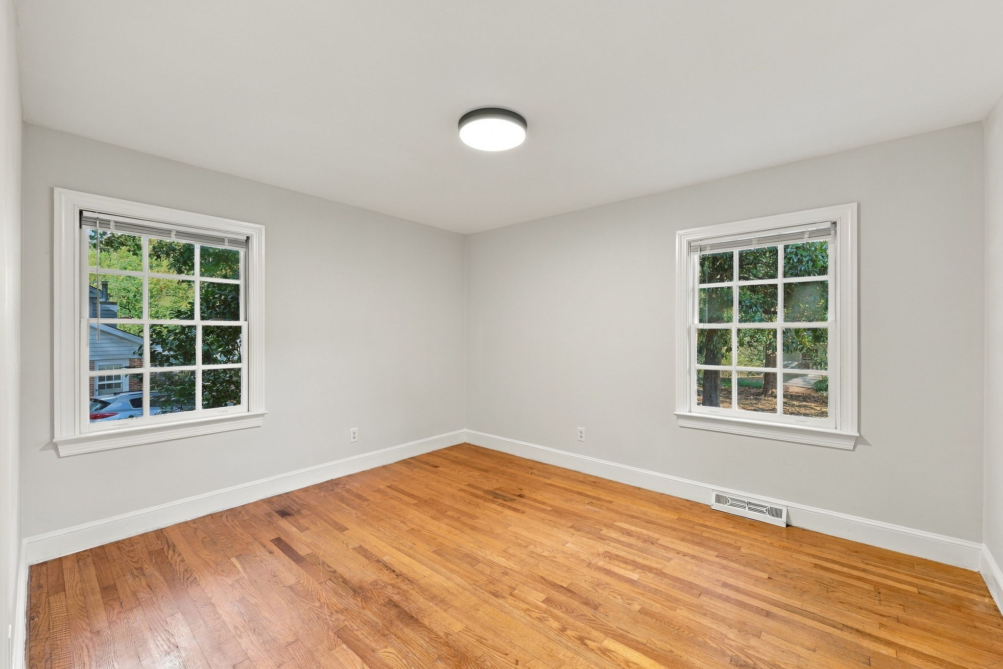  6700 Valley Lake Drive, Raleigh, NC 27612 - 物件實景