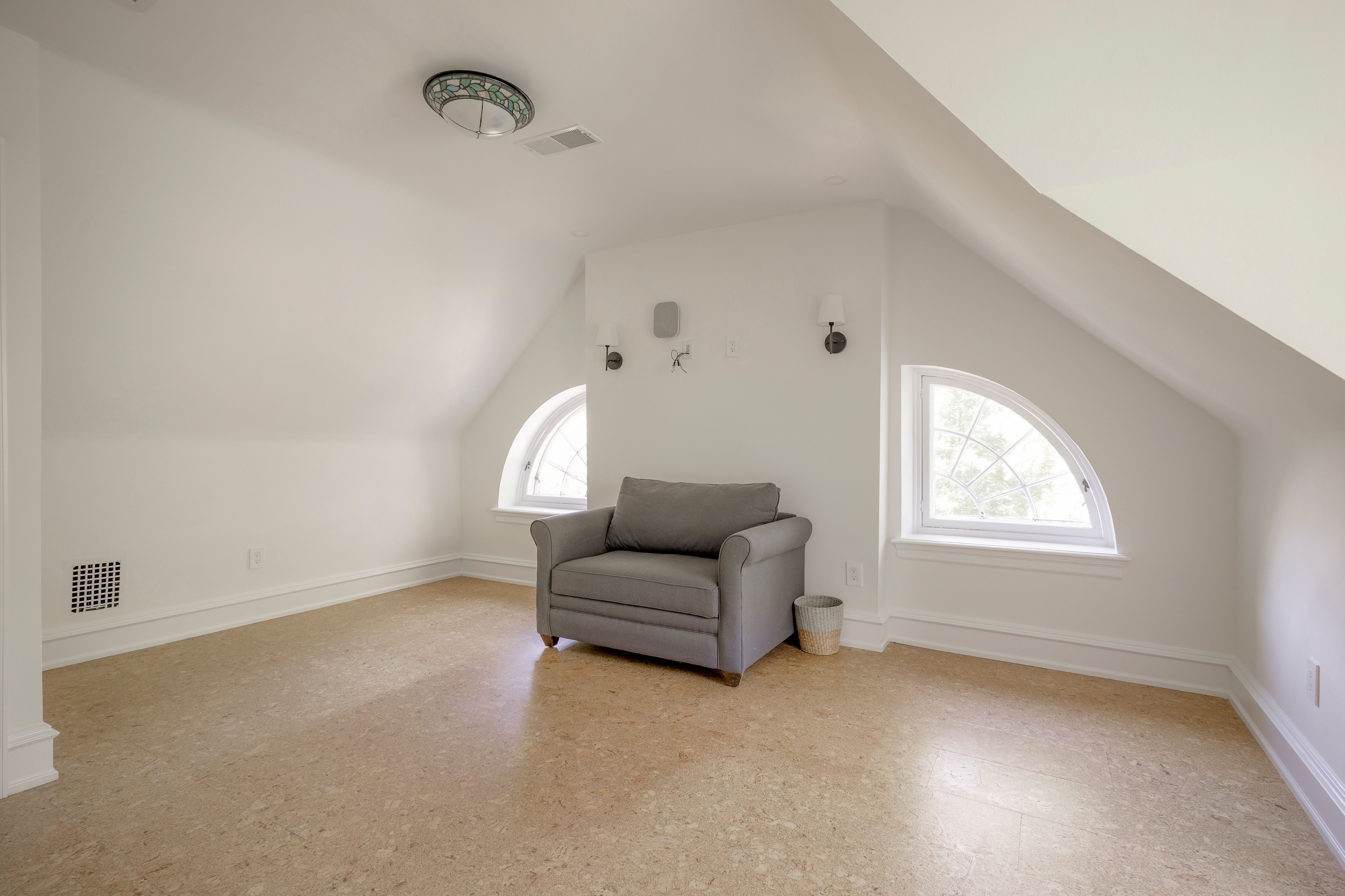  97 East Bells Mill Road, Philadelphia, PA 19118 - 物件實景