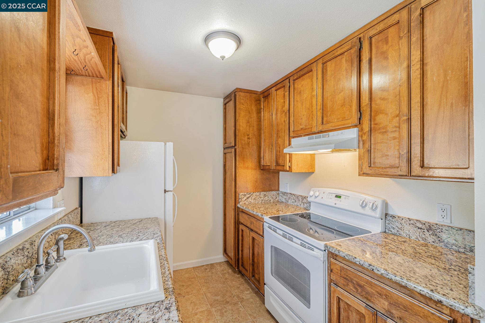 Pleasanton, California, 94566, United States, 1 Bedroom Bedrooms, ,1 BathroomBathrooms,Residential,For Sale,1897096