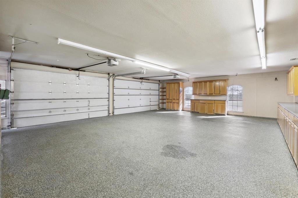 Pilot Point, Texas, 76258, United States, 5 Bedrooms Bedrooms, ,4 BathroomsBathrooms,Residential,For Sale,1980734