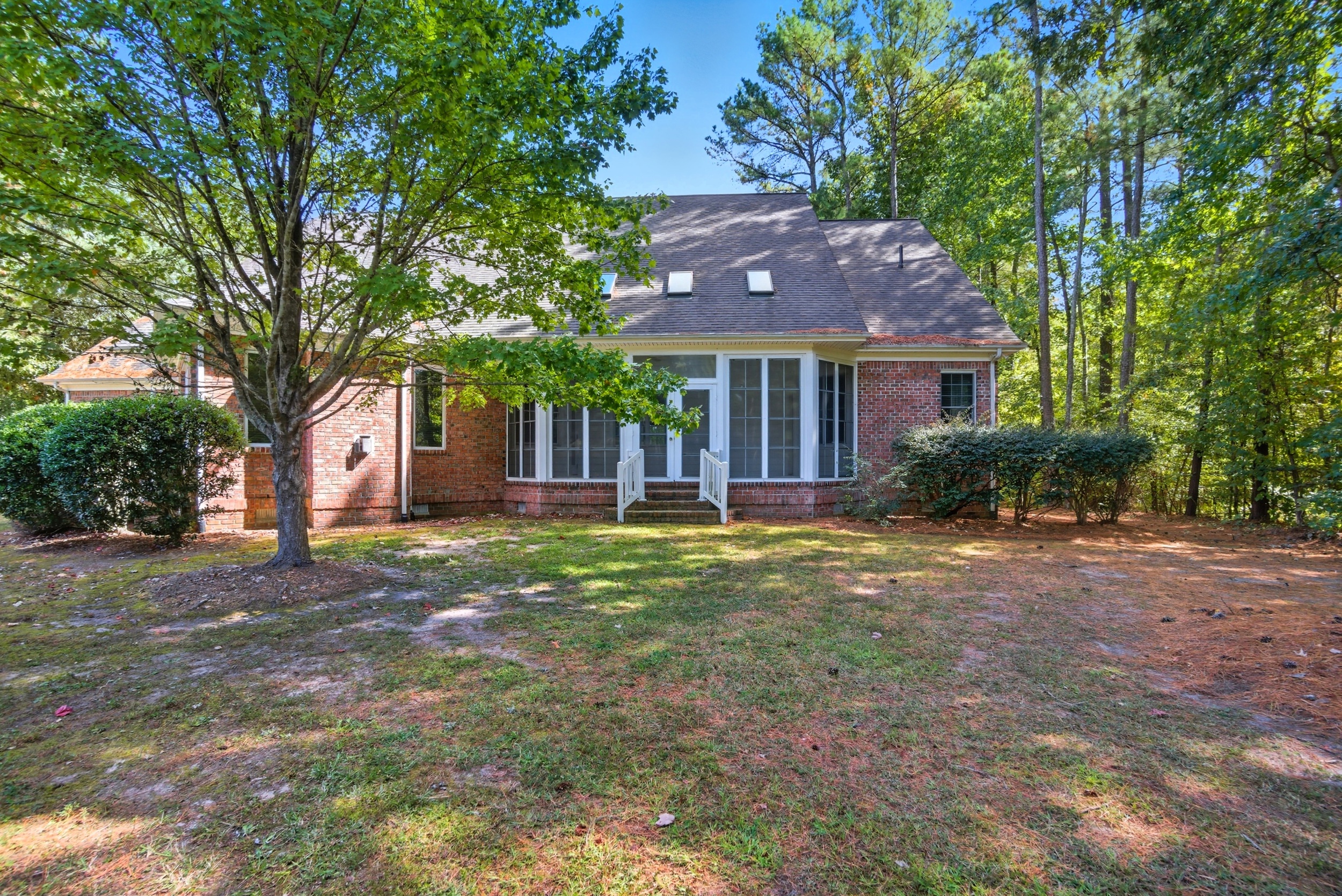  CUSTOM HOME OVERLOOKING SECOND HOLE GREEN - 物件實景