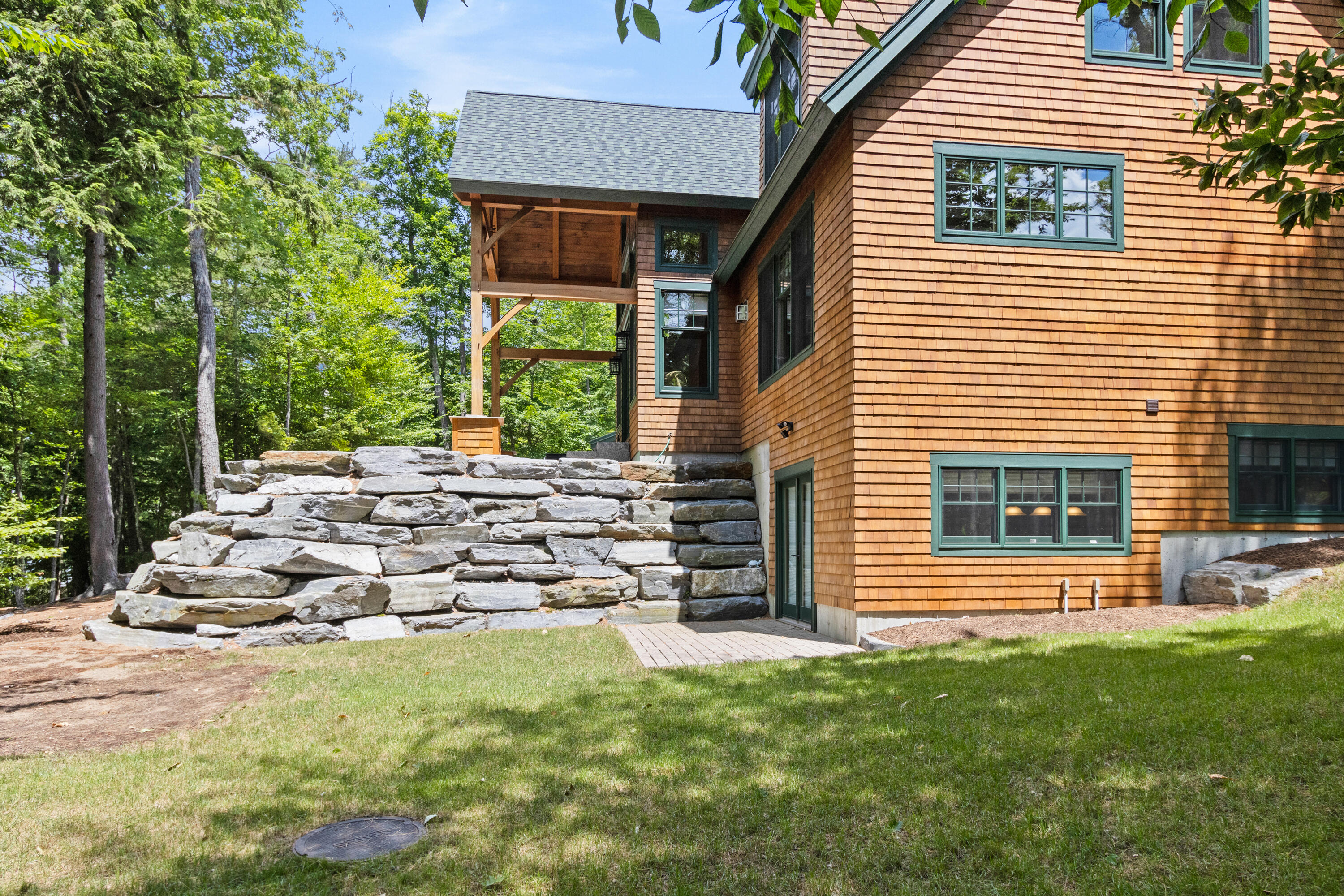 Harrison, Maine, 04040, United States, 5 Bedrooms Bedrooms, ,4 BathroomsBathrooms,Residential,For Sale,1885742