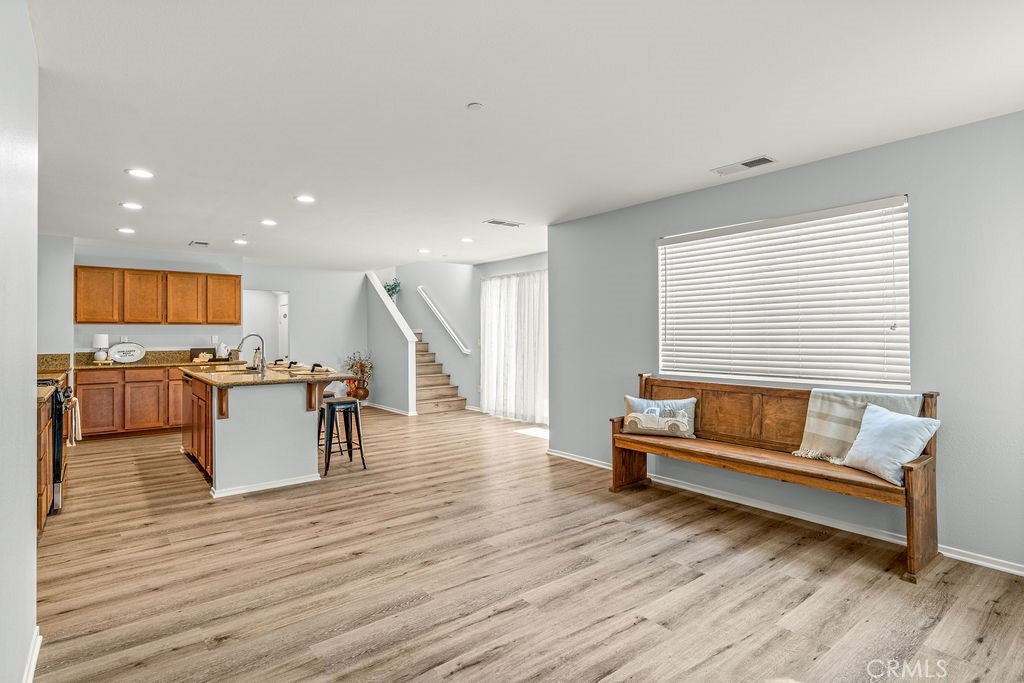 Lake Elsinore, California, 92532, United States, 3 Bedrooms Bedrooms, ,3 BathroomsBathrooms,Residential,For Sale,1979184