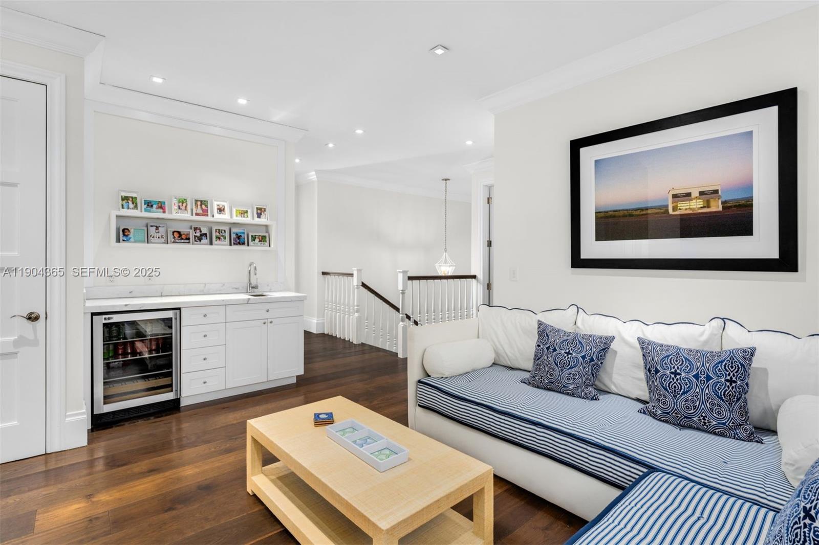 Miami Beach, Florida, 33140, United States, 4 Bedrooms Bedrooms, ,6 BathroomsBathrooms,Residential,For Sale,1992066