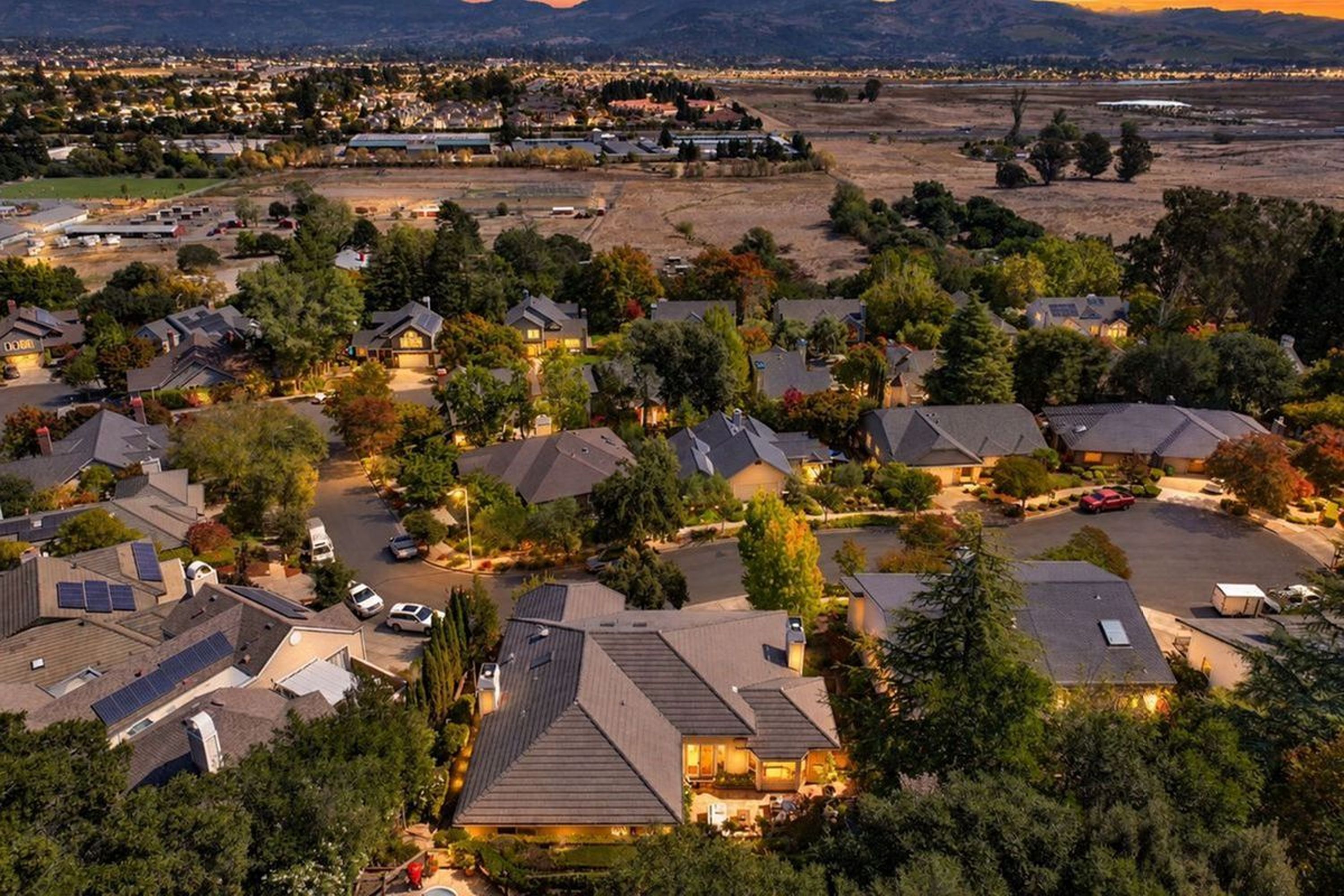  Thoughtfully-Designed Napa Living - 物件實景