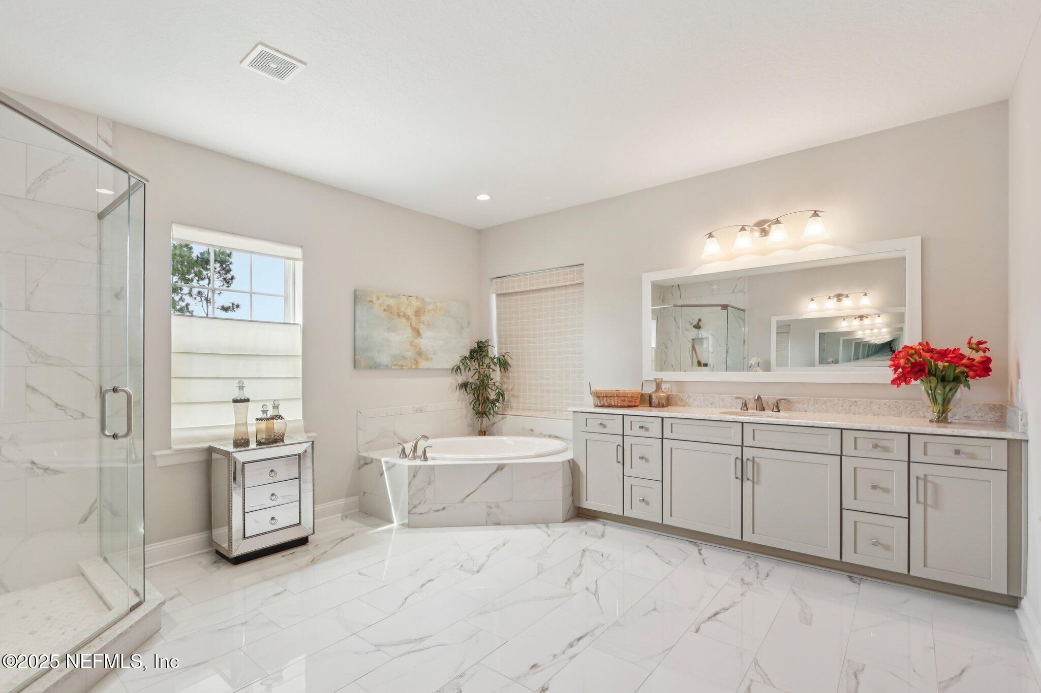 St. Johns, Florida, 32259, United States, 5 Bedrooms Bedrooms, ,4 BathroomsBathrooms,Residential,For Sale,1947063
