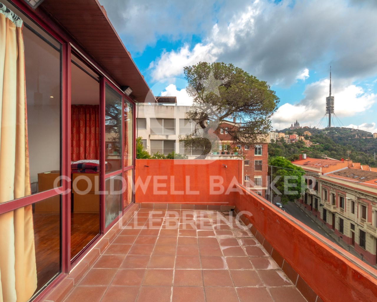 Barcelona, Catalonia, ES, 4 Bedrooms Bedrooms, ,3 BathroomsBathrooms,Residential,For Sale,1827300
