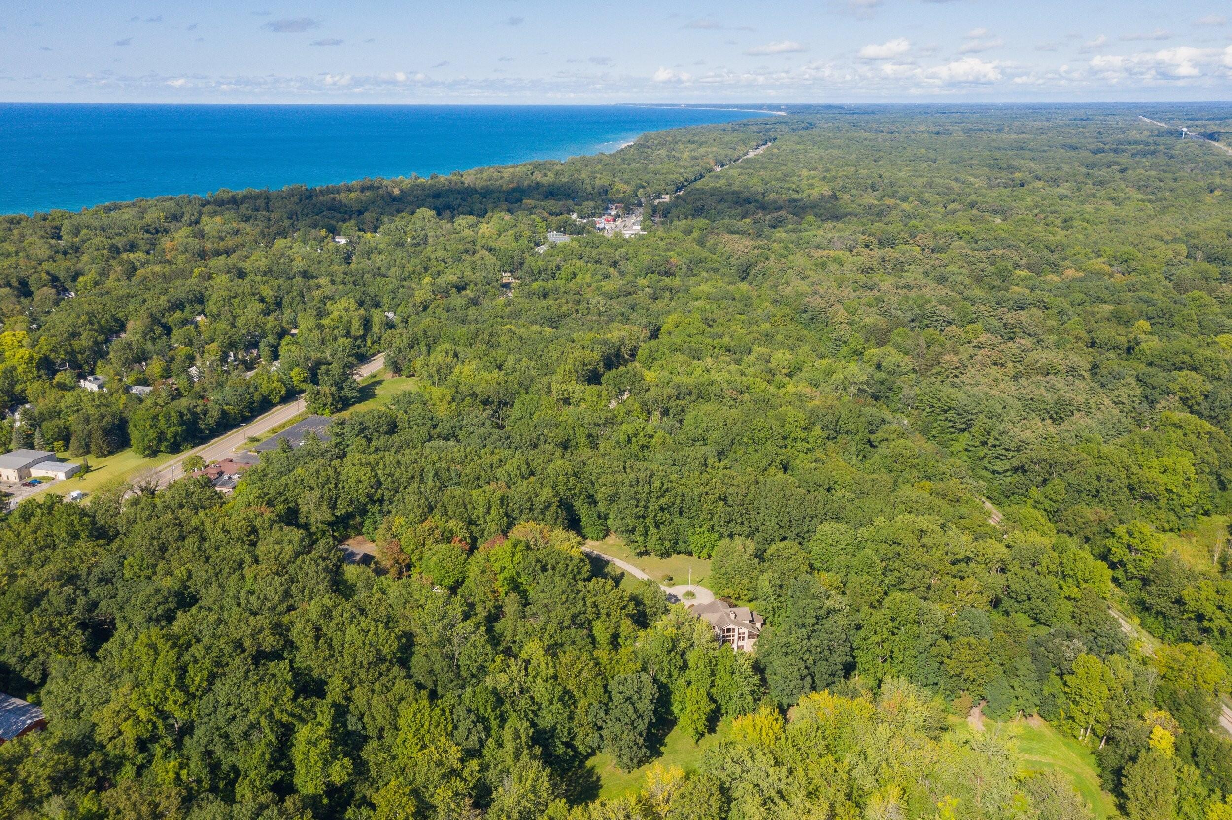 Union Pier, Michigan, 49129, United States, 3 Bedrooms Bedrooms, ,4 BathroomsBathrooms,Residential,For Sale,1919783
