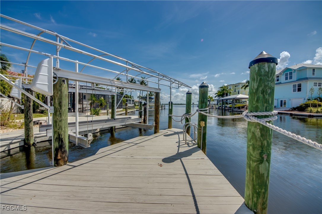 Matlacha, Florida, 33993, United States, 3 Bedrooms Bedrooms, ,2 BathroomsBathrooms,Residential,For Sale,2013578