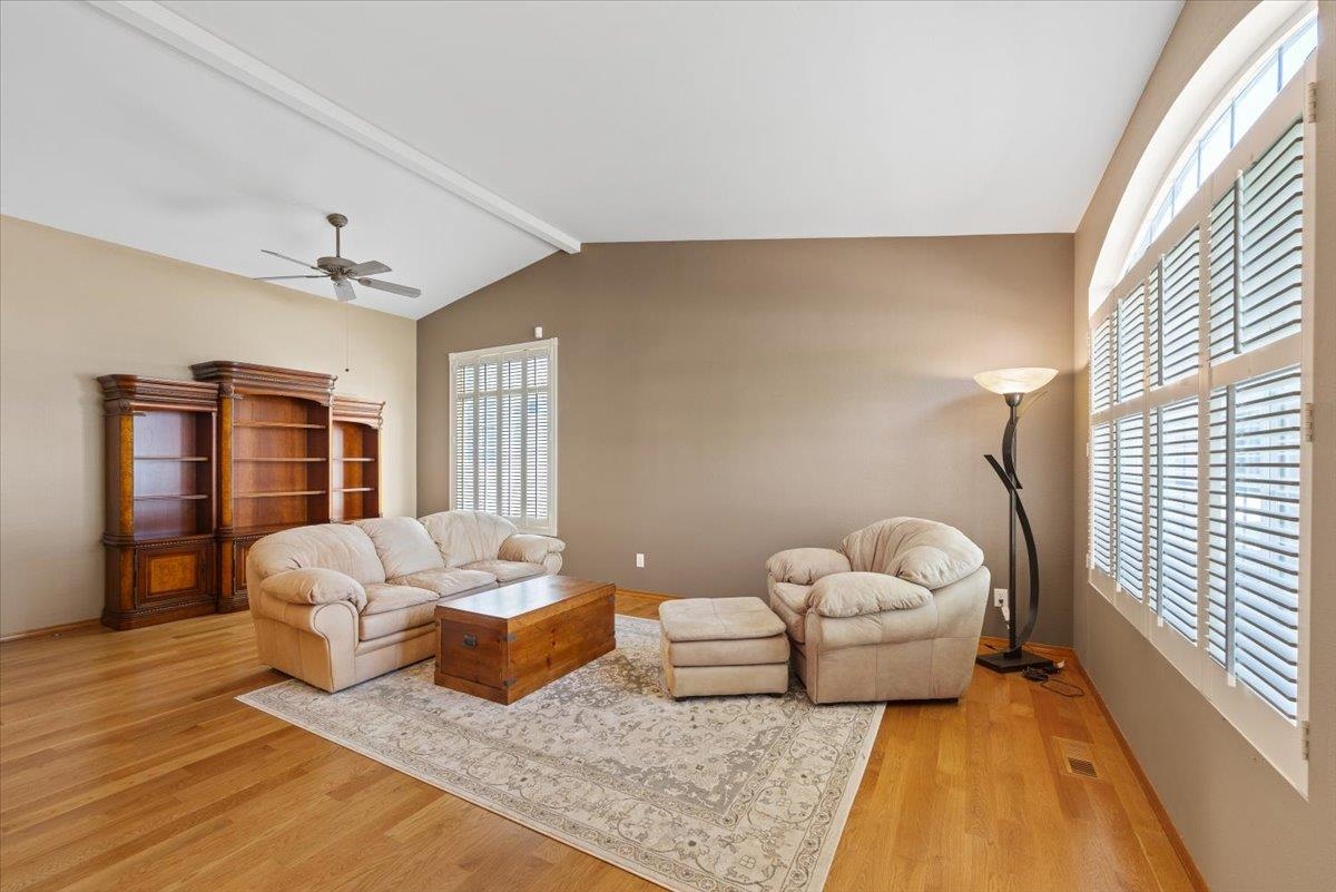 Spokane, Washington, 99223, United States, 3 Bedrooms Bedrooms, ,2 BathroomsBathrooms,Residential,For Sale,1891426