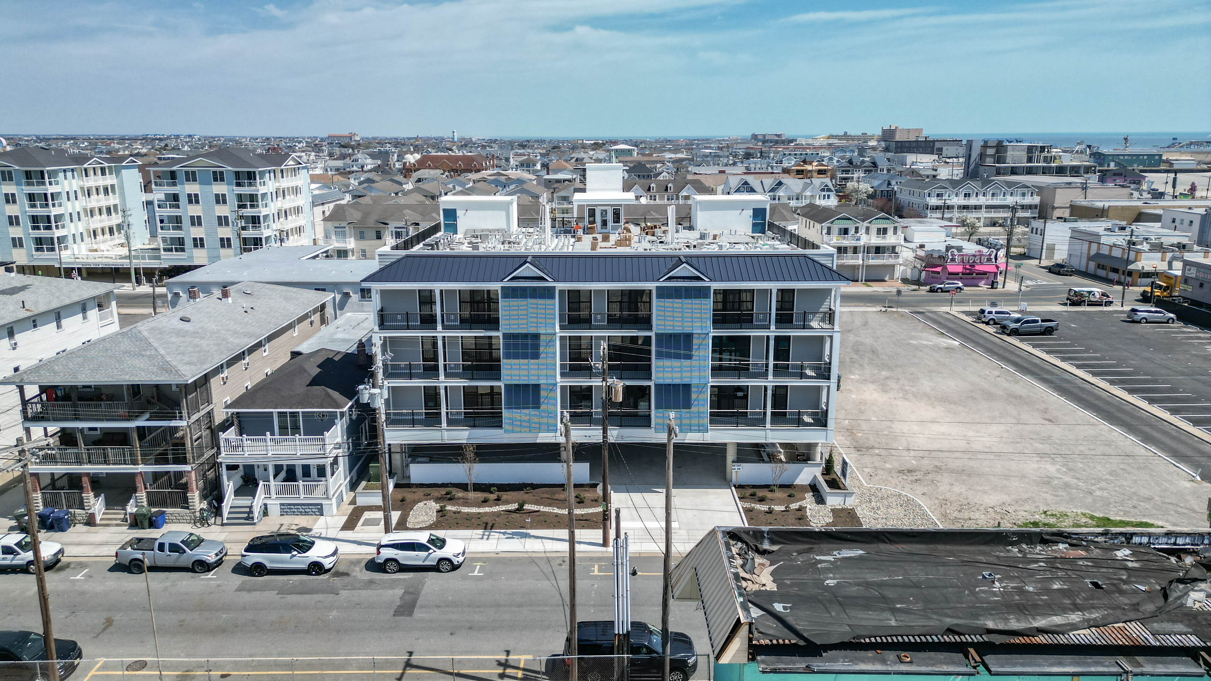  323 E Oak Avenue Unit 201 - 物件實景