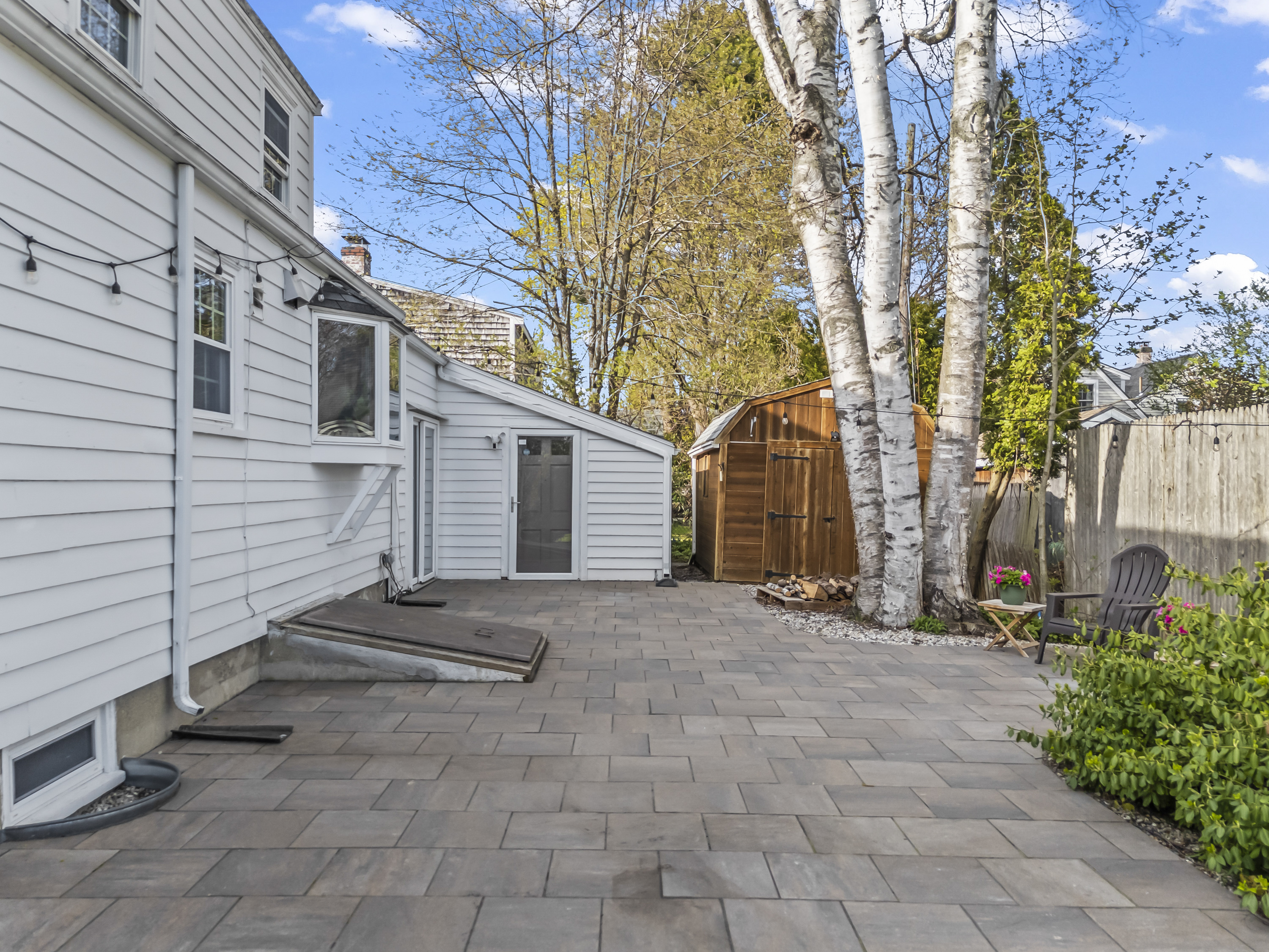 Falmouth, Maine, 04105, United States, 3 Bedrooms Bedrooms, ,2 BathroomsBathrooms,Residential,For Sale,1794593