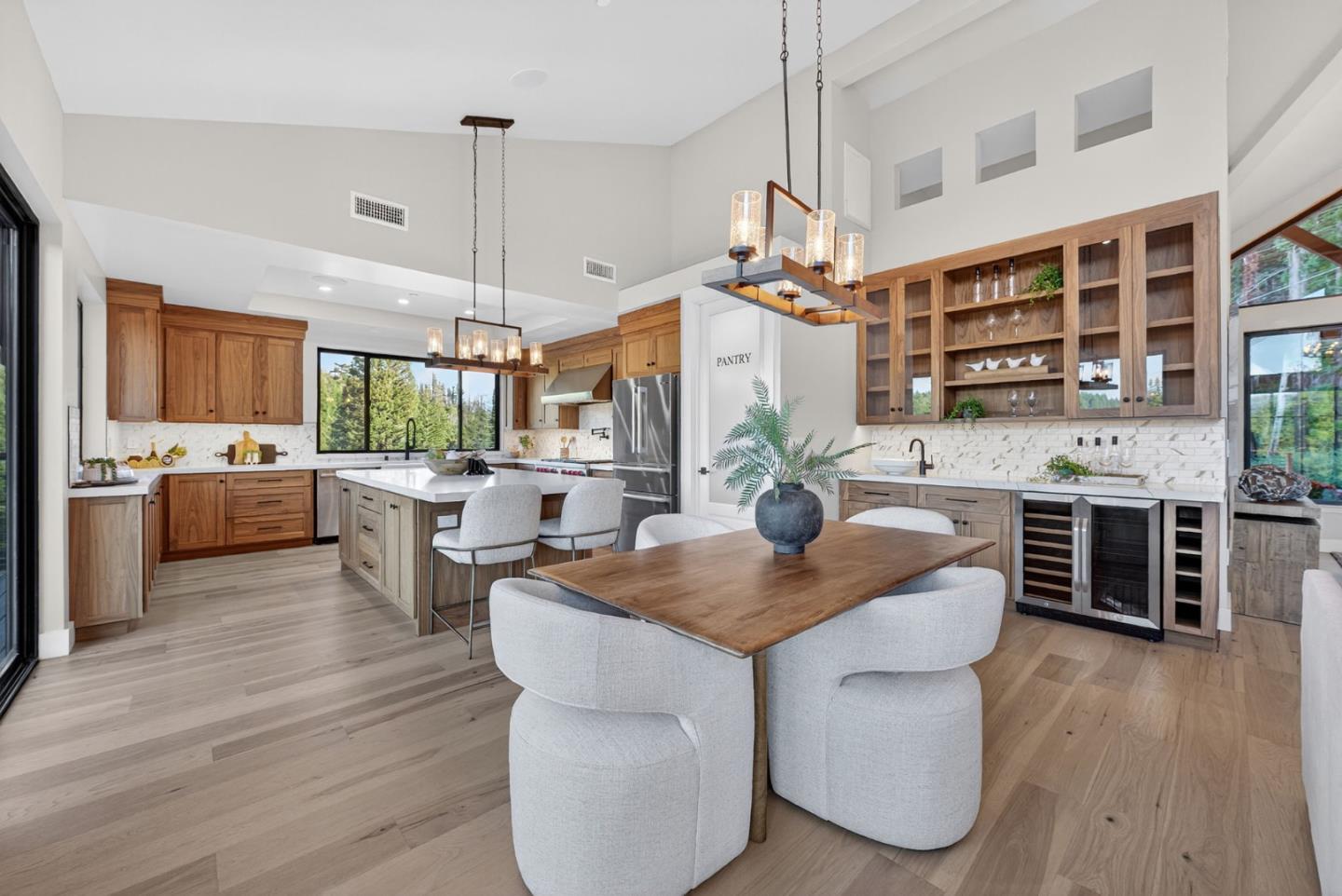 Boulder Creek, California, 95006, United States, 5 Bedrooms Bedrooms, ,4 BathroomsBathrooms,Residential,For Sale,1991450