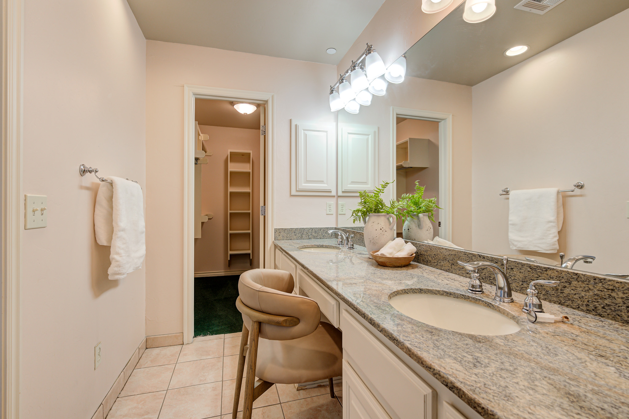  6206 Waterford Boulevard Unit 45, Oklahoma City, OK 73118 - 物件實景