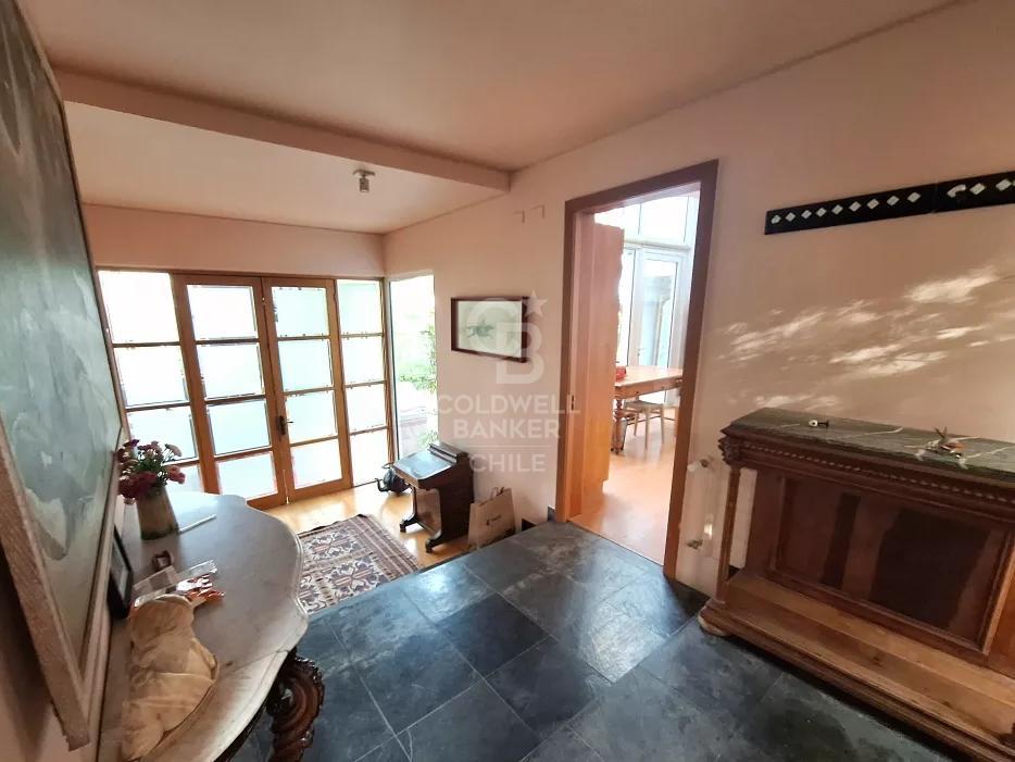 Vitacura, Chile, 5 Bedrooms Bedrooms, ,5 BathroomsBathrooms,Residential,For Sale,1760726