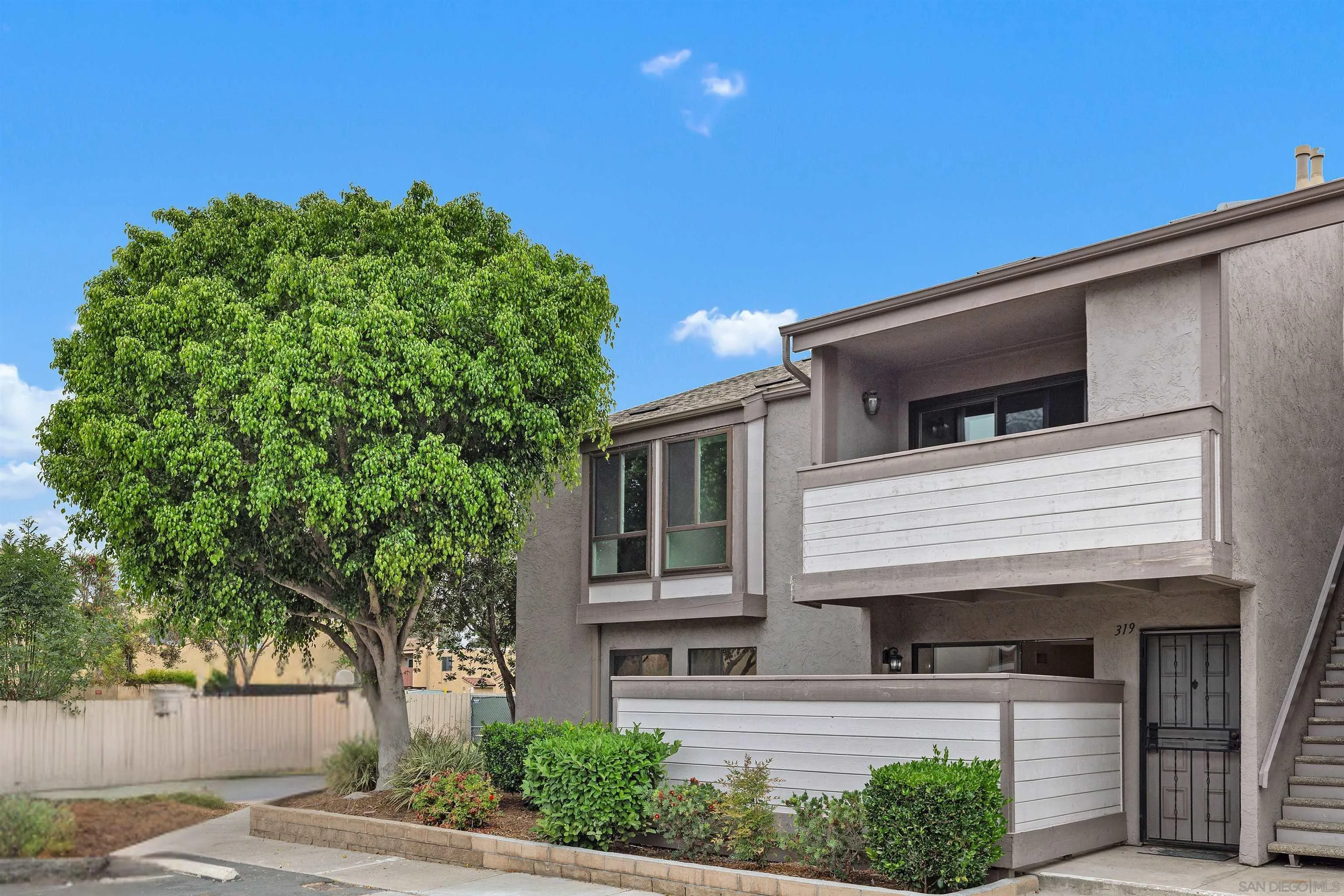 San Diego, California, 92123, United States, 3 Bedrooms Bedrooms, ,2 BathroomsBathrooms,Residential,For Sale,1897530