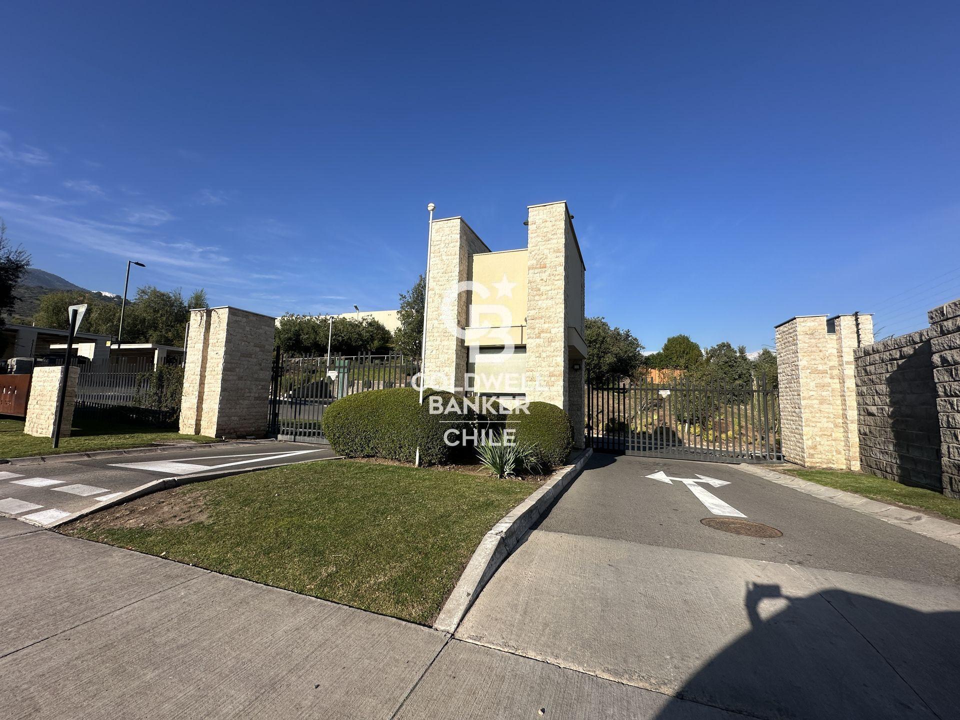 Lo Barnechea, Chile, 3 Bedrooms Bedrooms, ,3 BathroomsBathrooms,Residential,For Sale,1876912