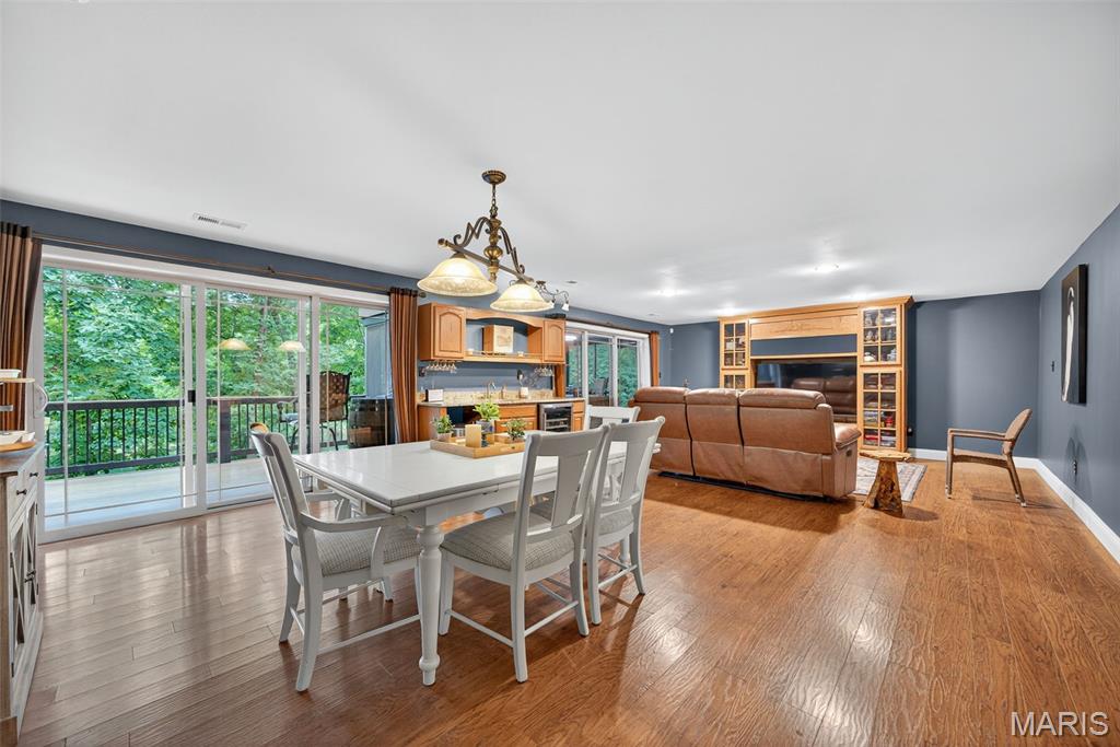 Wentzville, Missouri, 63385, United States, 4 Bedrooms Bedrooms, ,3 BathroomsBathrooms,Residential,For Sale,1868701