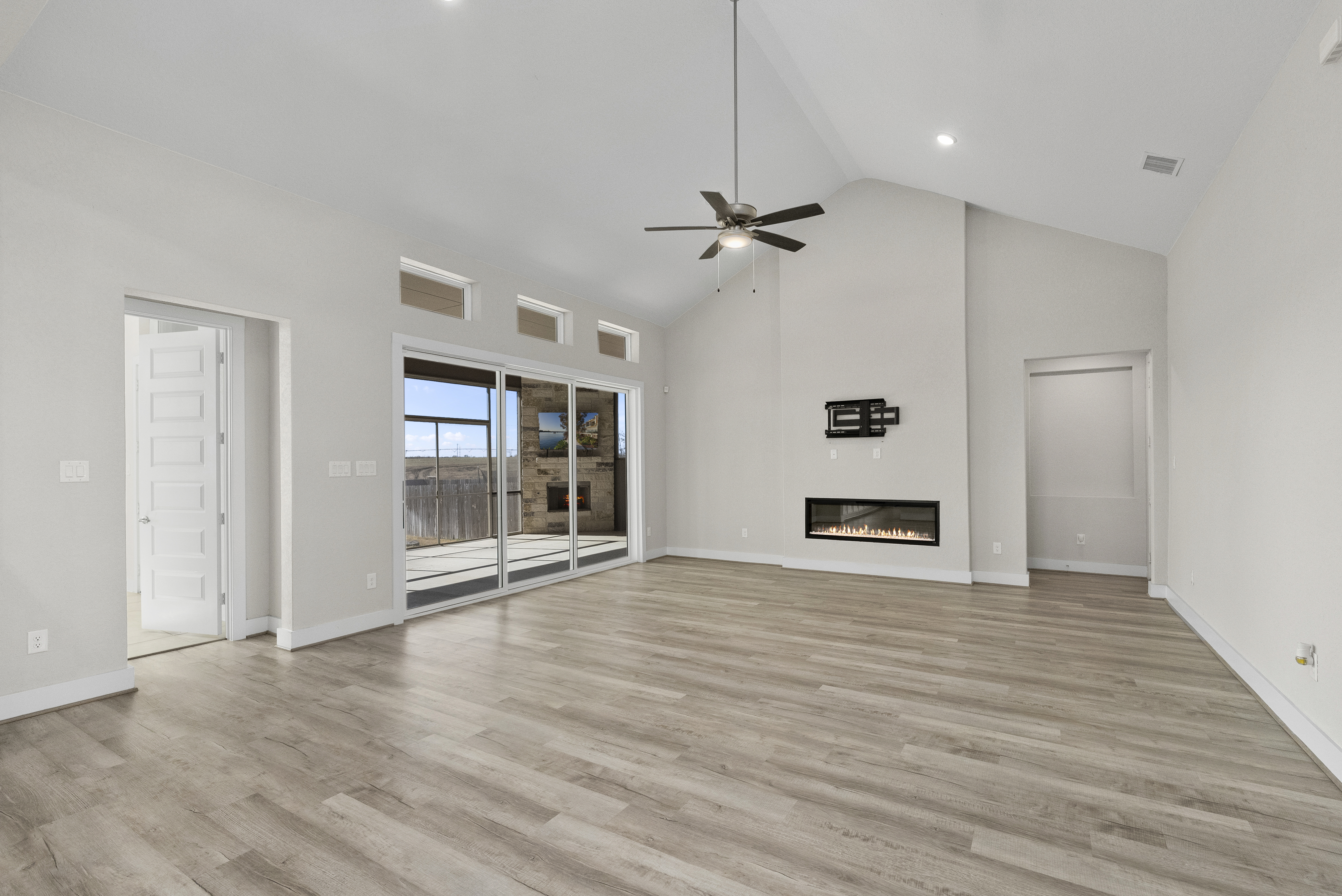  Refined Country Luxury in Gated Harvest Hills - 物件實景