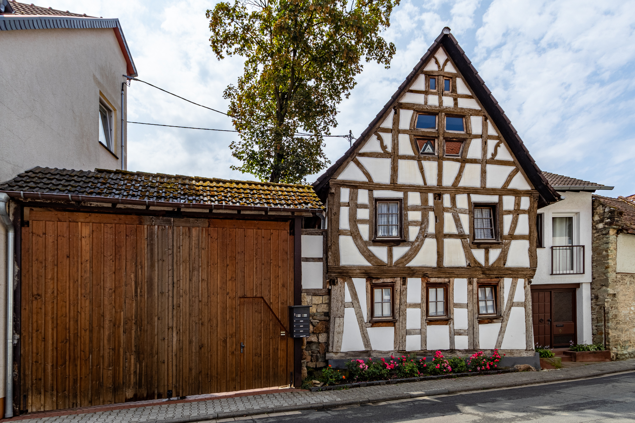  Historic Half-Timbered House with Exceptional Charm - 物件實景