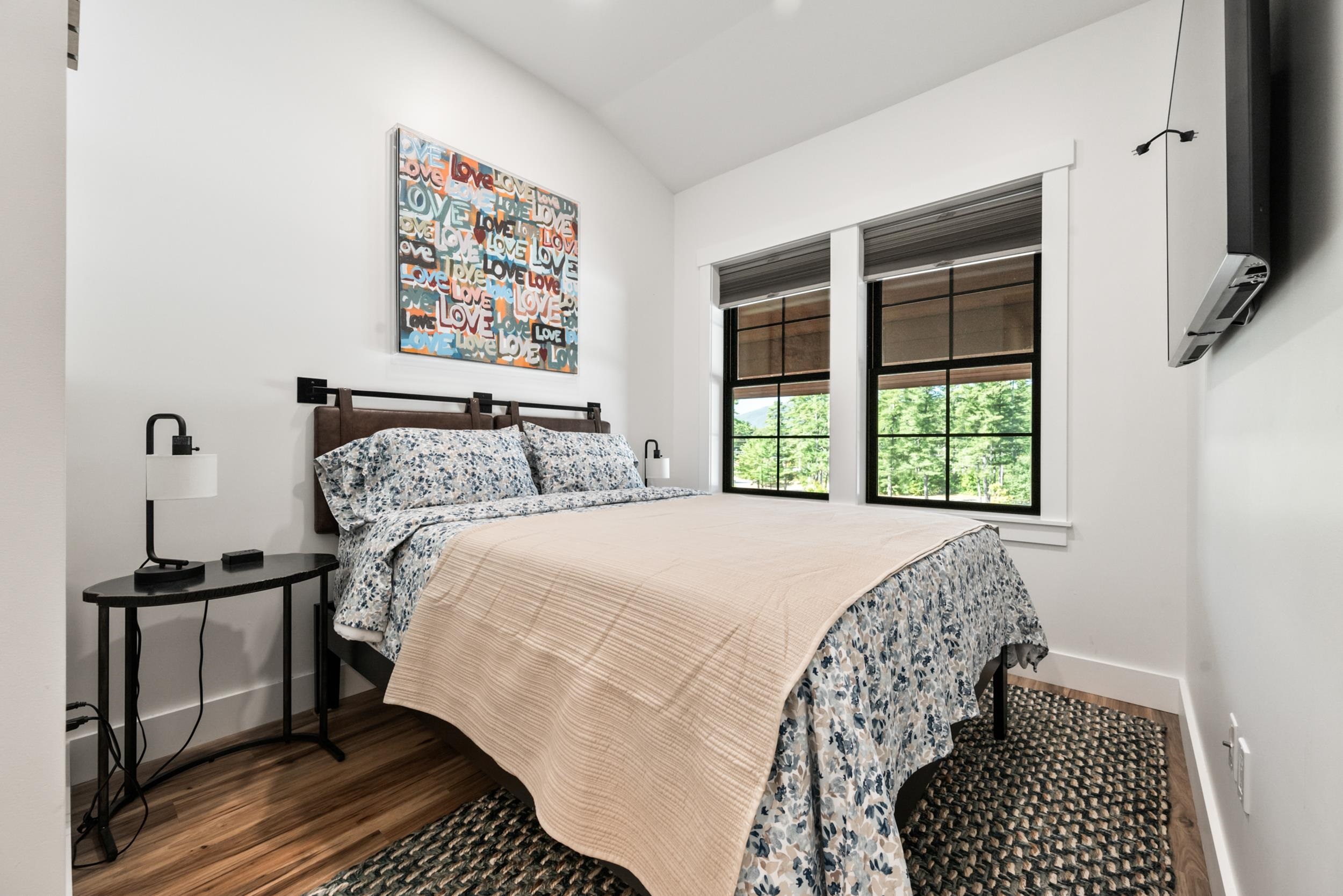 Conway, New Hampshire, 03860, United States, 3 Bedrooms Bedrooms, ,2 BathroomsBathrooms,Residential,For Sale,1991072