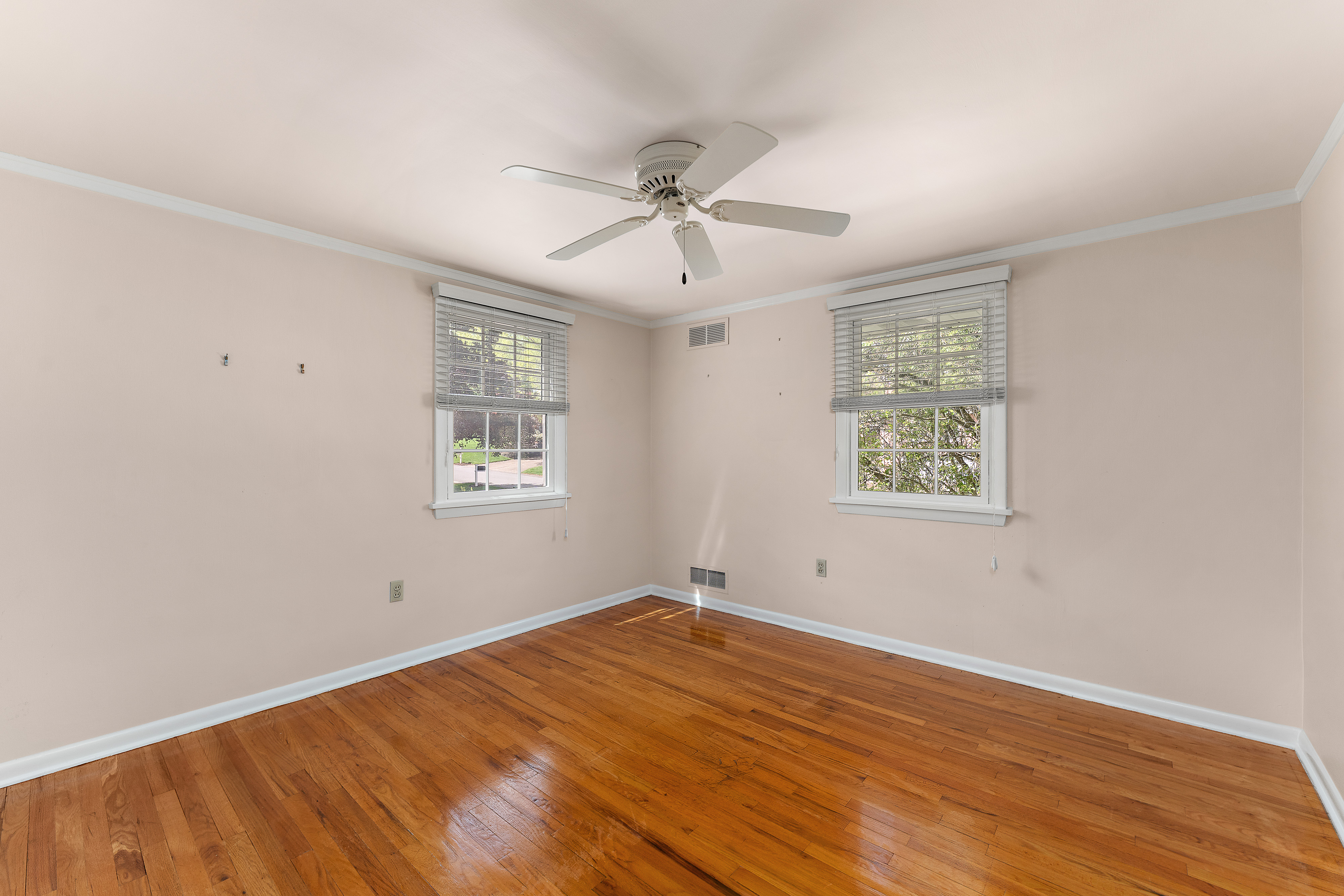  8290 Bramble Lane, Pittsburgh, PA 15237 - 物件實景