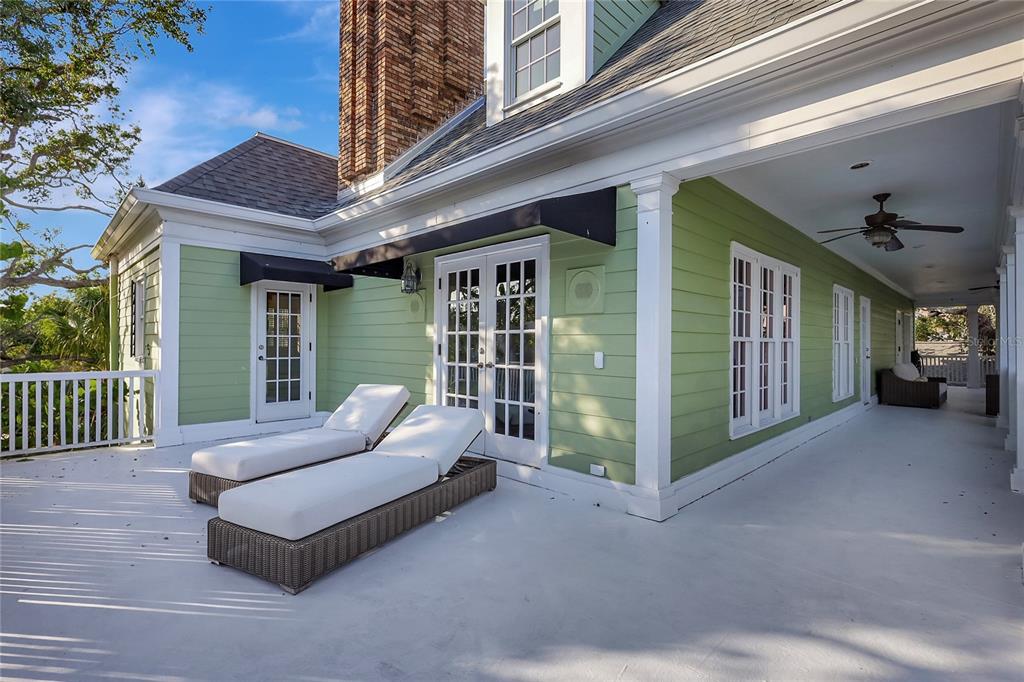 Tampa, Florida, 33611, United States, 5 Bedrooms Bedrooms, ,7 BathroomsBathrooms,Residential,For Sale,1988340