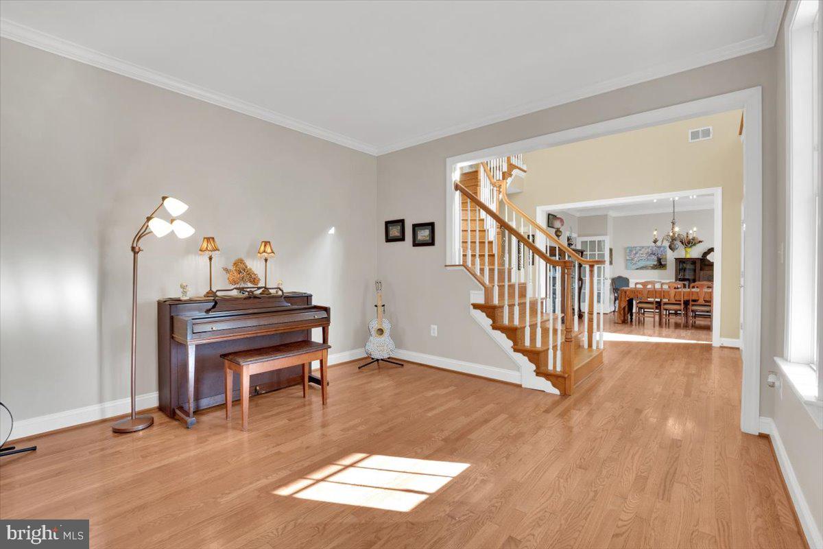 Hamilton, Virginia, 20158, United States, 4 Bedrooms Bedrooms, ,5 BathroomsBathrooms,Residential,For Sale,1987096