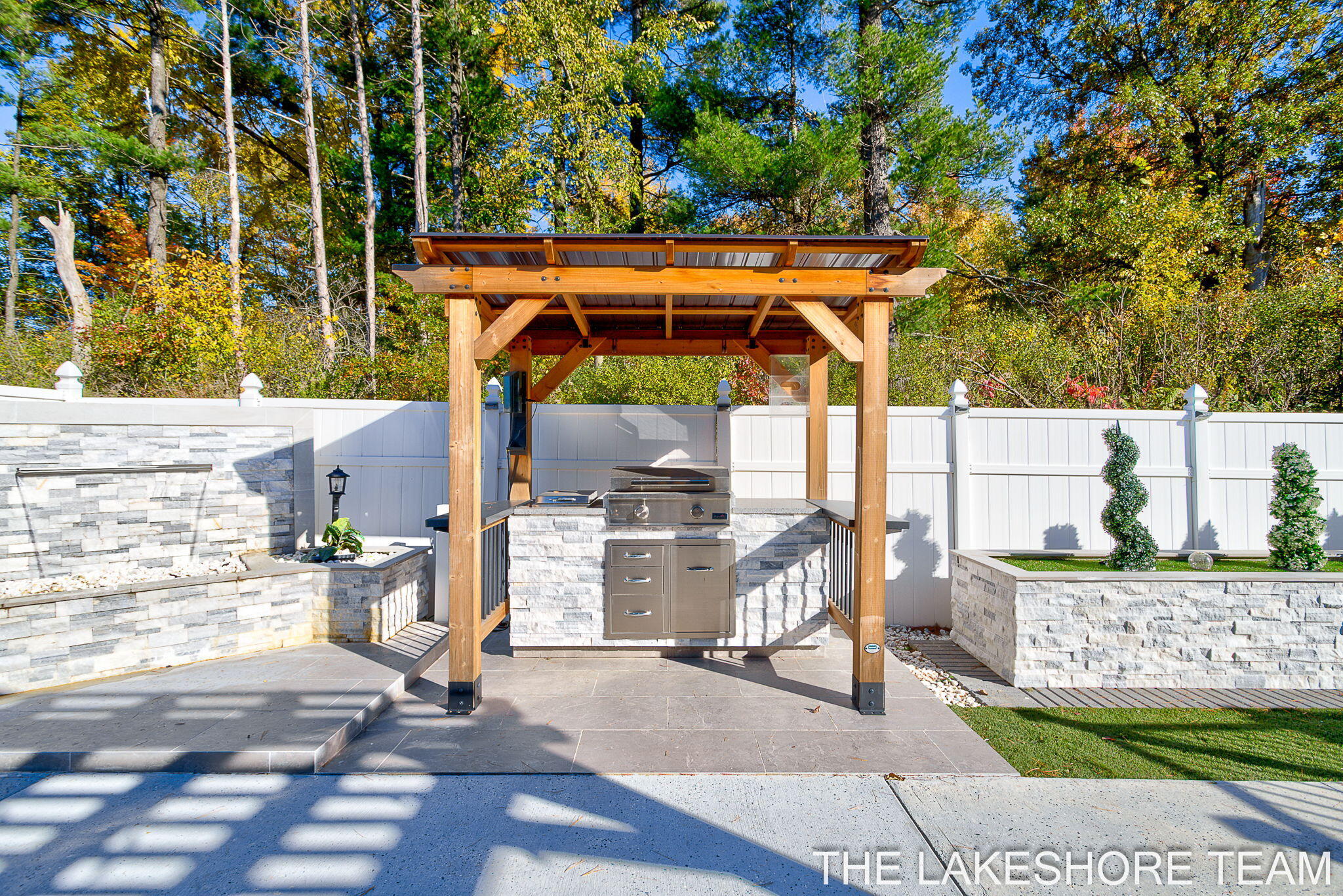 Holland, Michigan, 49424, United States, 5 Bedrooms Bedrooms, ,4 BathroomsBathrooms,Residential,For Sale,1973082