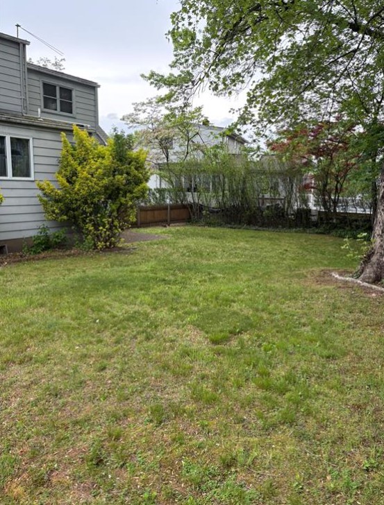 Maywood, New Jersey, 07607, United States, 4 Bedrooms Bedrooms, ,2 BathroomsBathrooms,Residential,For Sale,1872132