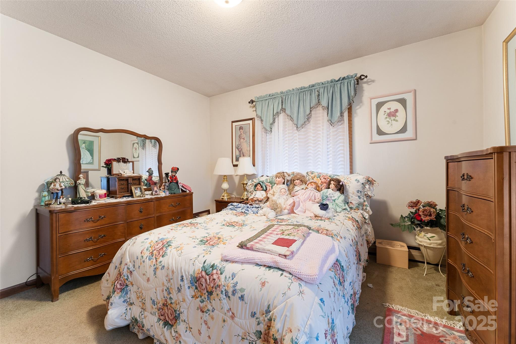 Leicester, North Carolina, 28748, United States, 3 Bedrooms Bedrooms, ,2 BathroomsBathrooms,Residential,For Sale,1938256