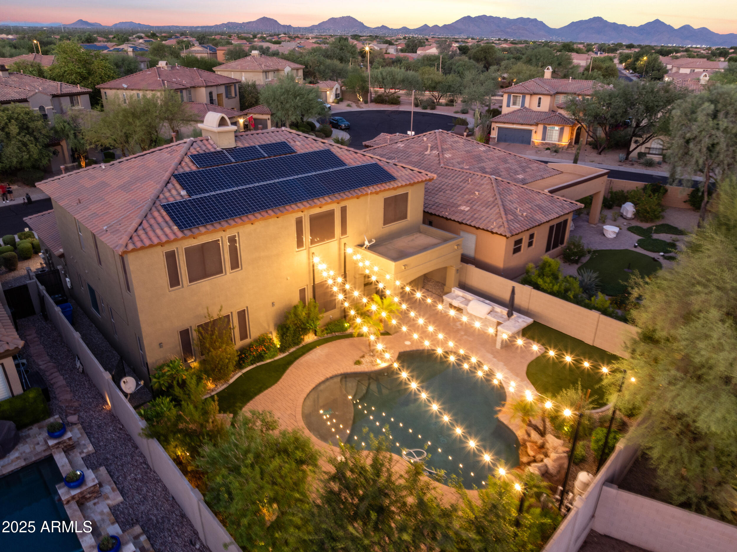 Phoenix, Arizona, 85050, United States, 5 Bedrooms Bedrooms, ,Residential,For Sale,1949706