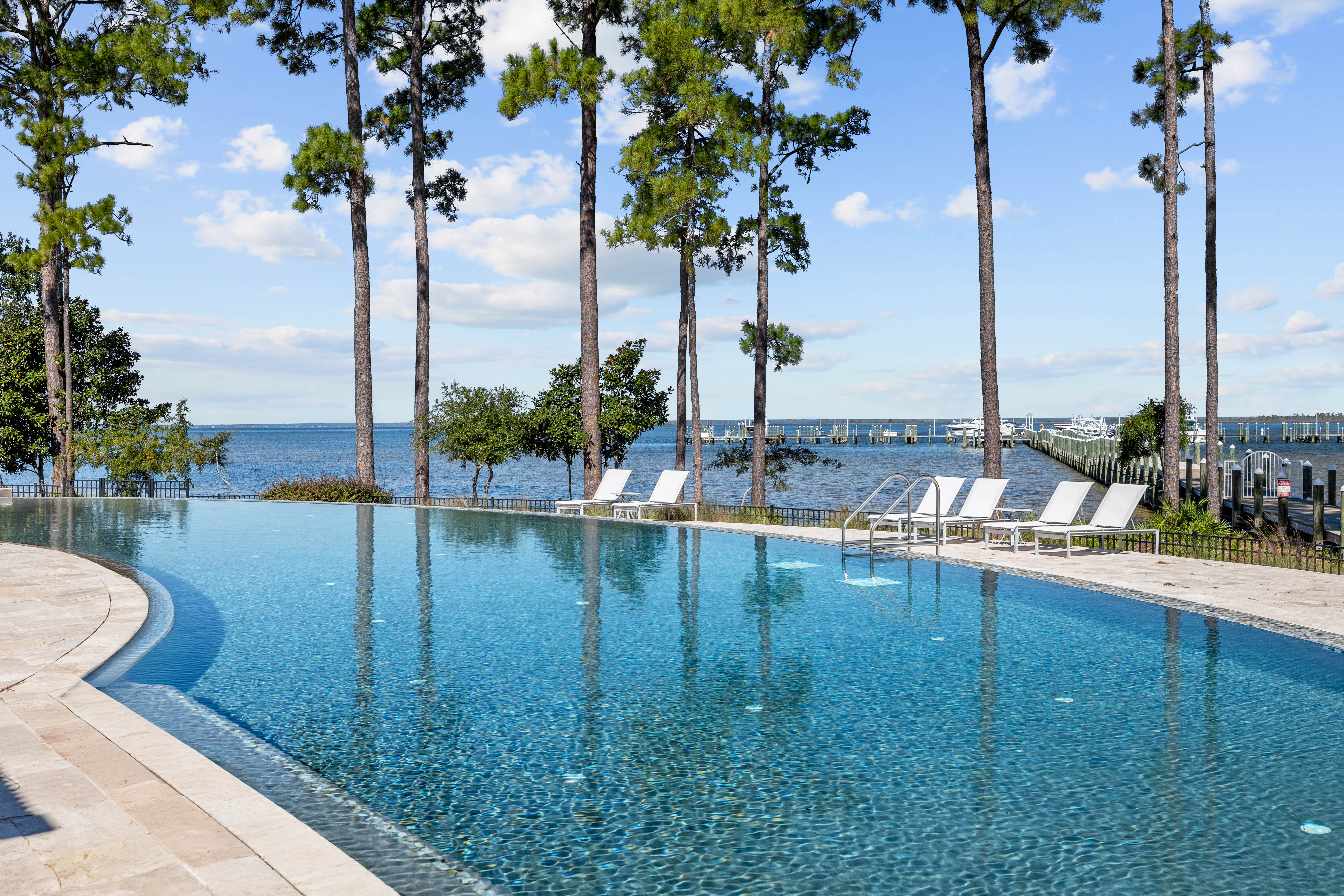  Lakefront Homesite In Secluded Gated Community With Marina And Bay Access - 物件實景