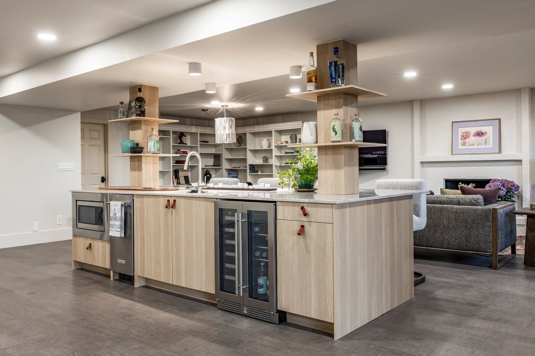  Fully Remodeled Entertainer