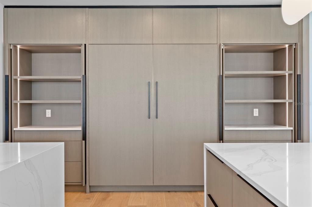 Indian Rocks Beach, Florida, 33785, United States, 8 Bedrooms Bedrooms, ,11 BathroomsBathrooms,Residential,For Sale,1997282