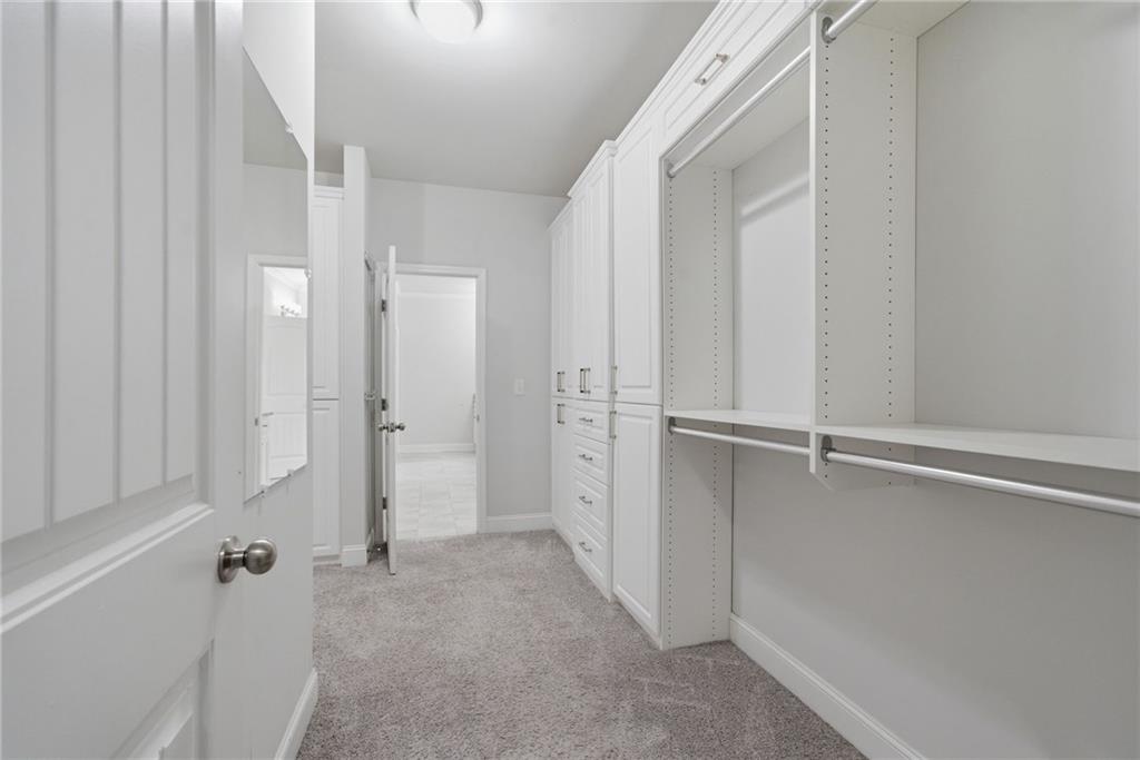 Alpharetta, Georgia, 30004, United States, 5 Bedrooms Bedrooms, ,4 BathroomsBathrooms,Residential,For Sale,2030303